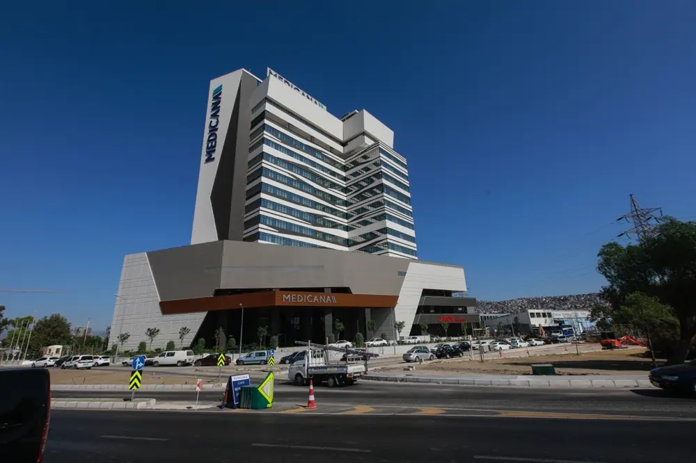 Özel Medicana International İzmir Hastanesi
