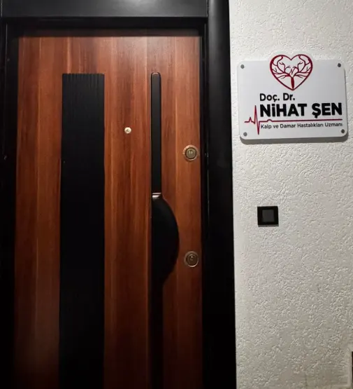 Doç. Dr. Nihat Şen Muayenehanesi