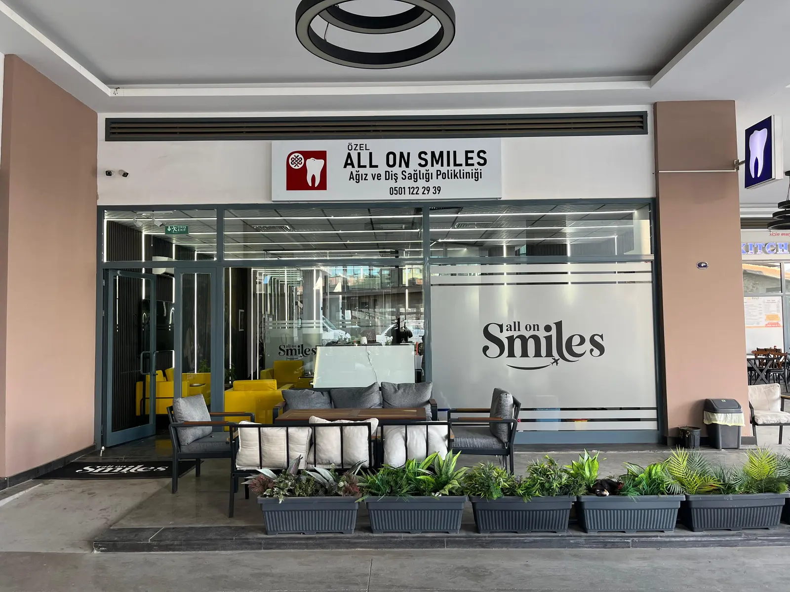 AllOnSmiles Dental Implants