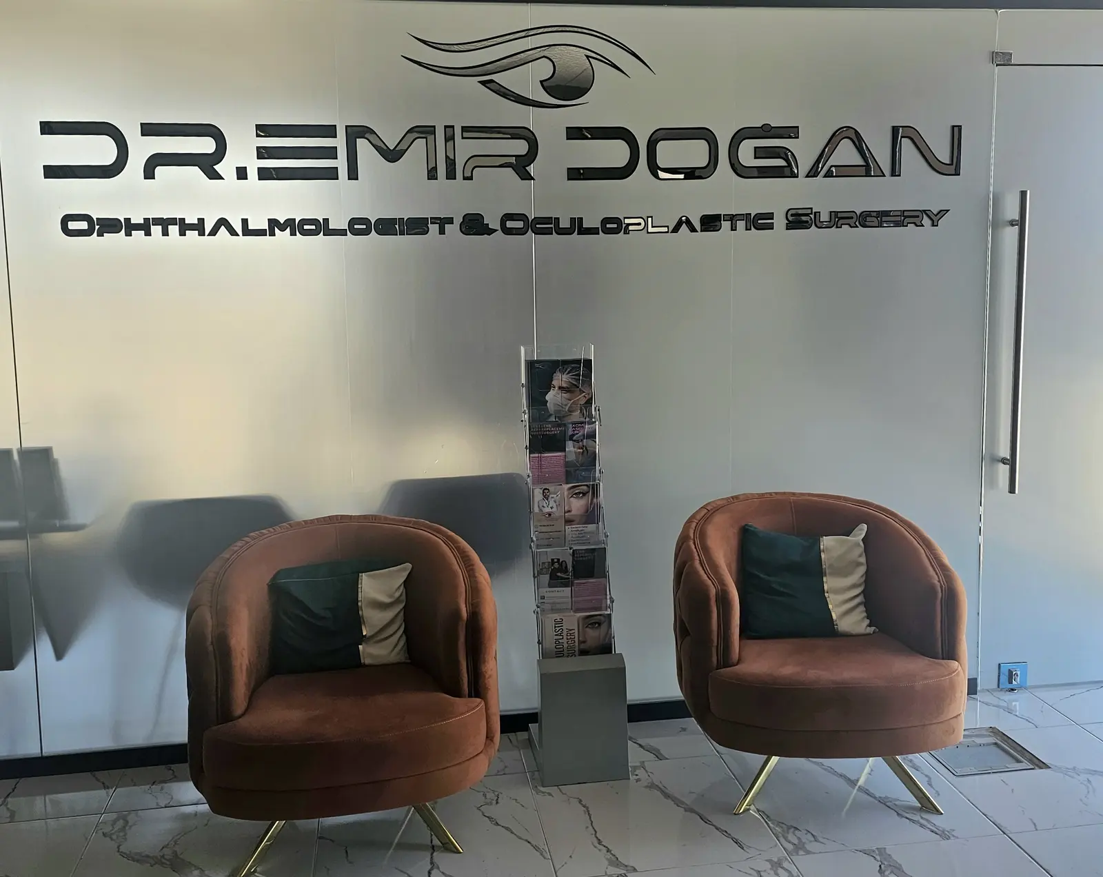Op. Dr. Emir Doğan Muayenehanesi