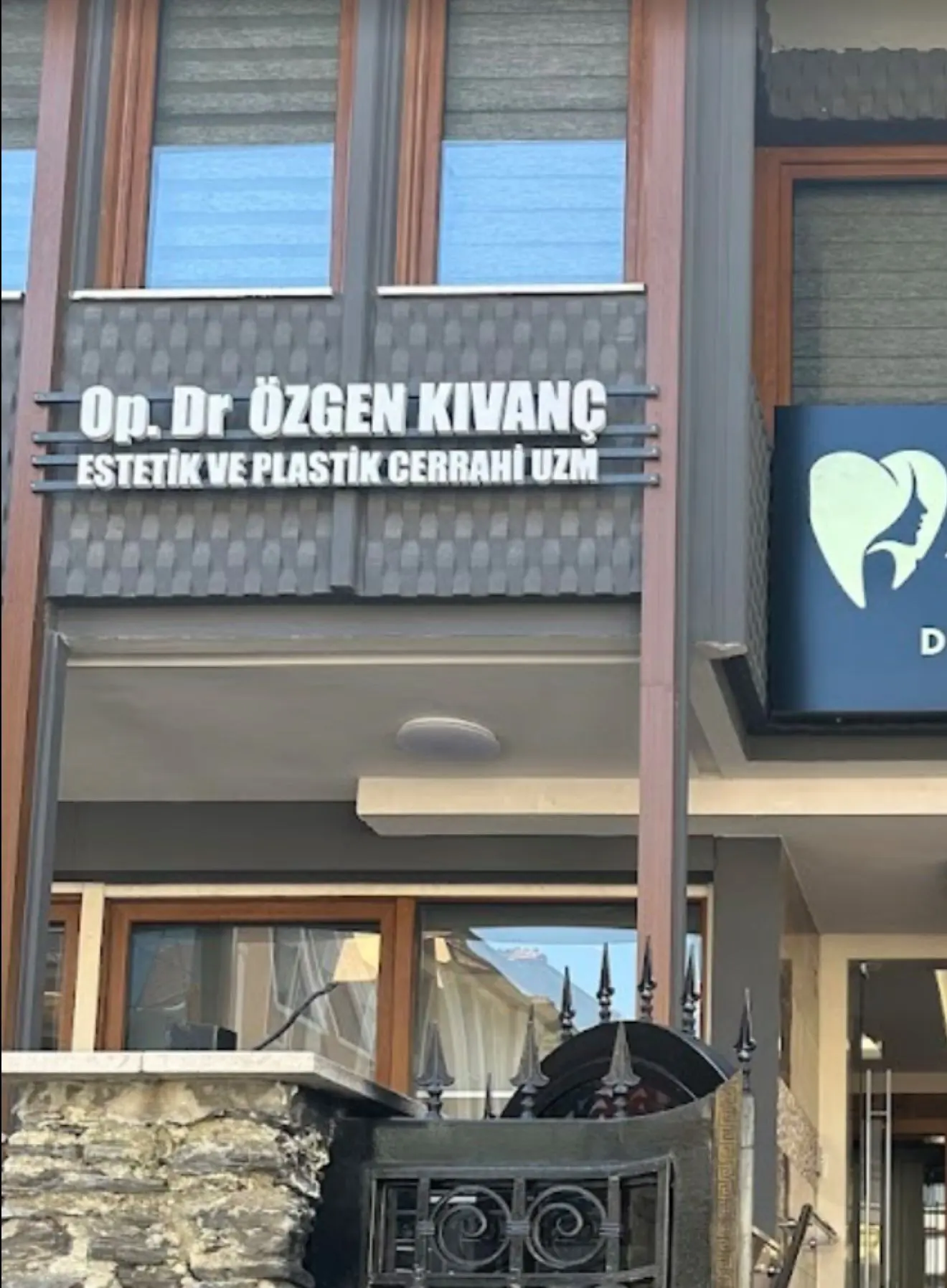 Op. Dr. Özgen Kıvanç