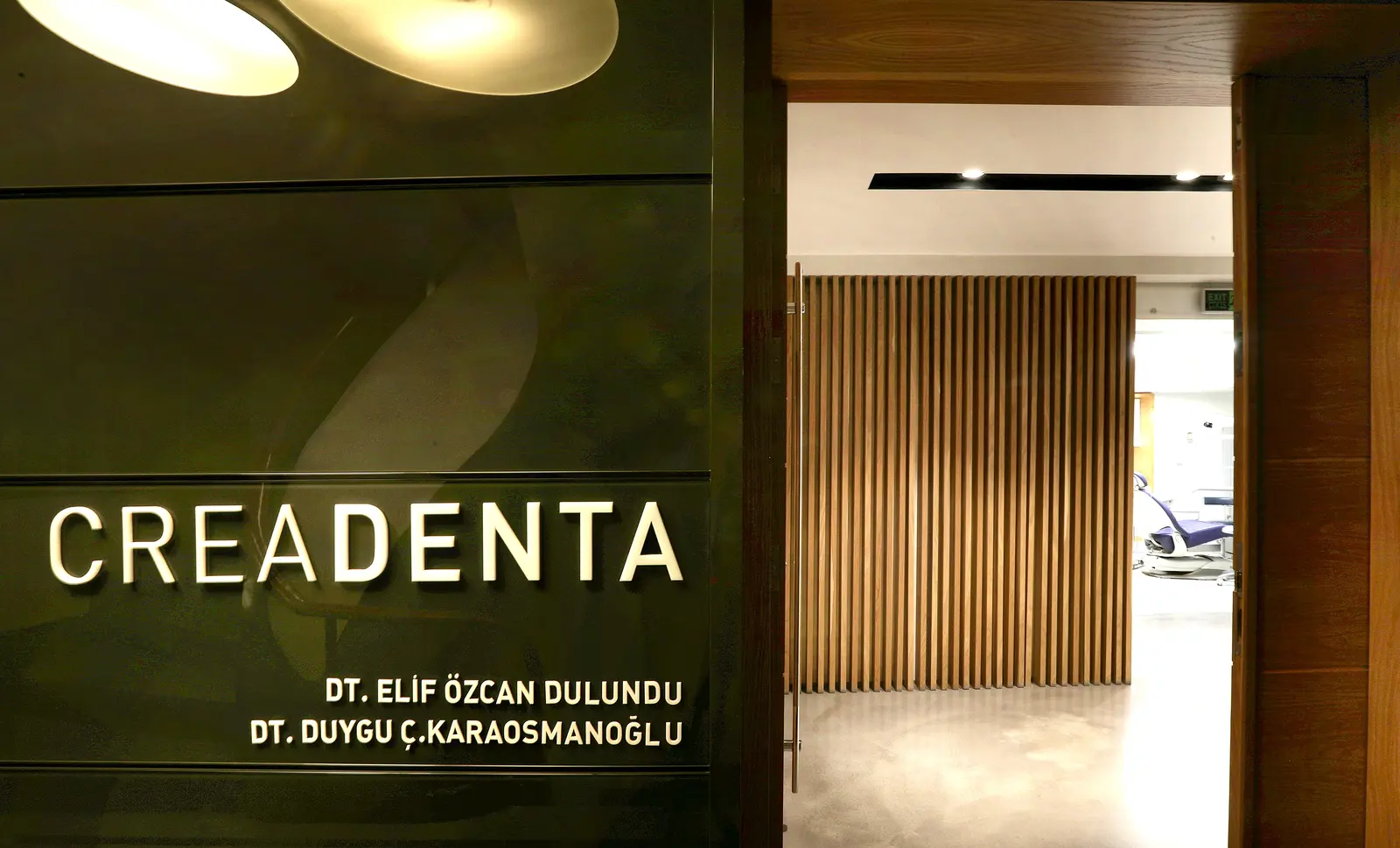CREADENTA AĞIZ ve DİŞ SAĞLIĞI POLİKLİNİĞİ
