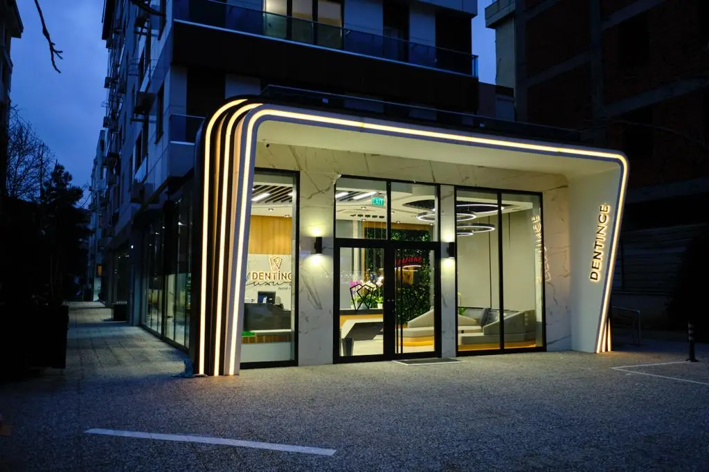 Dentince of teeth and oral health clinic