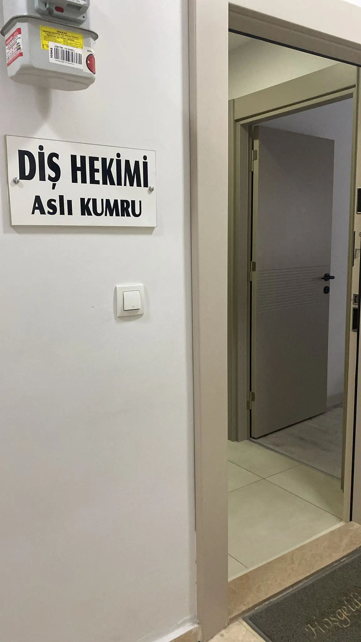 Diş Hekimi Aslı Kumru