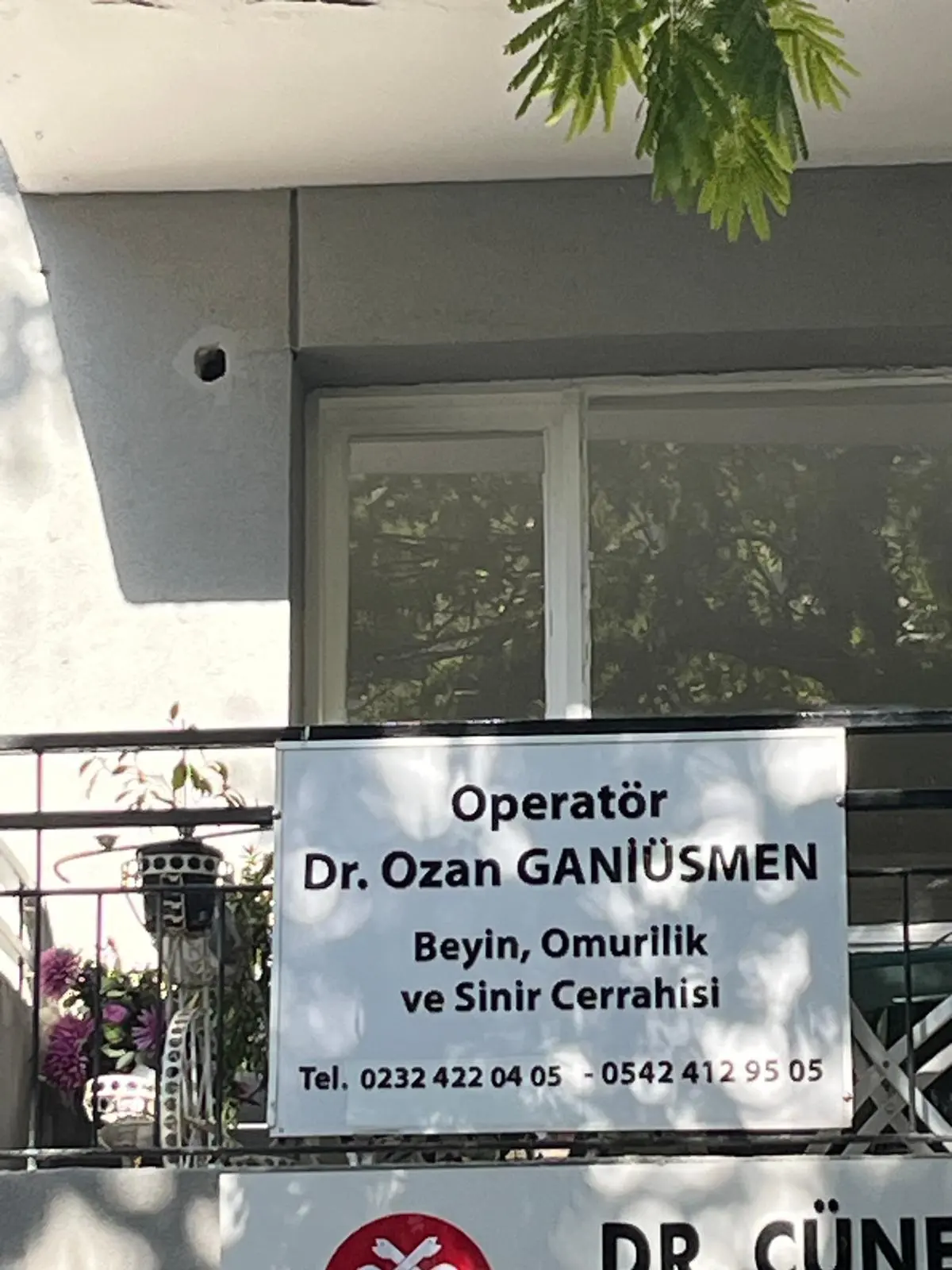 Op. Dr. Ozan Ganiüsmen Muayenehanesi