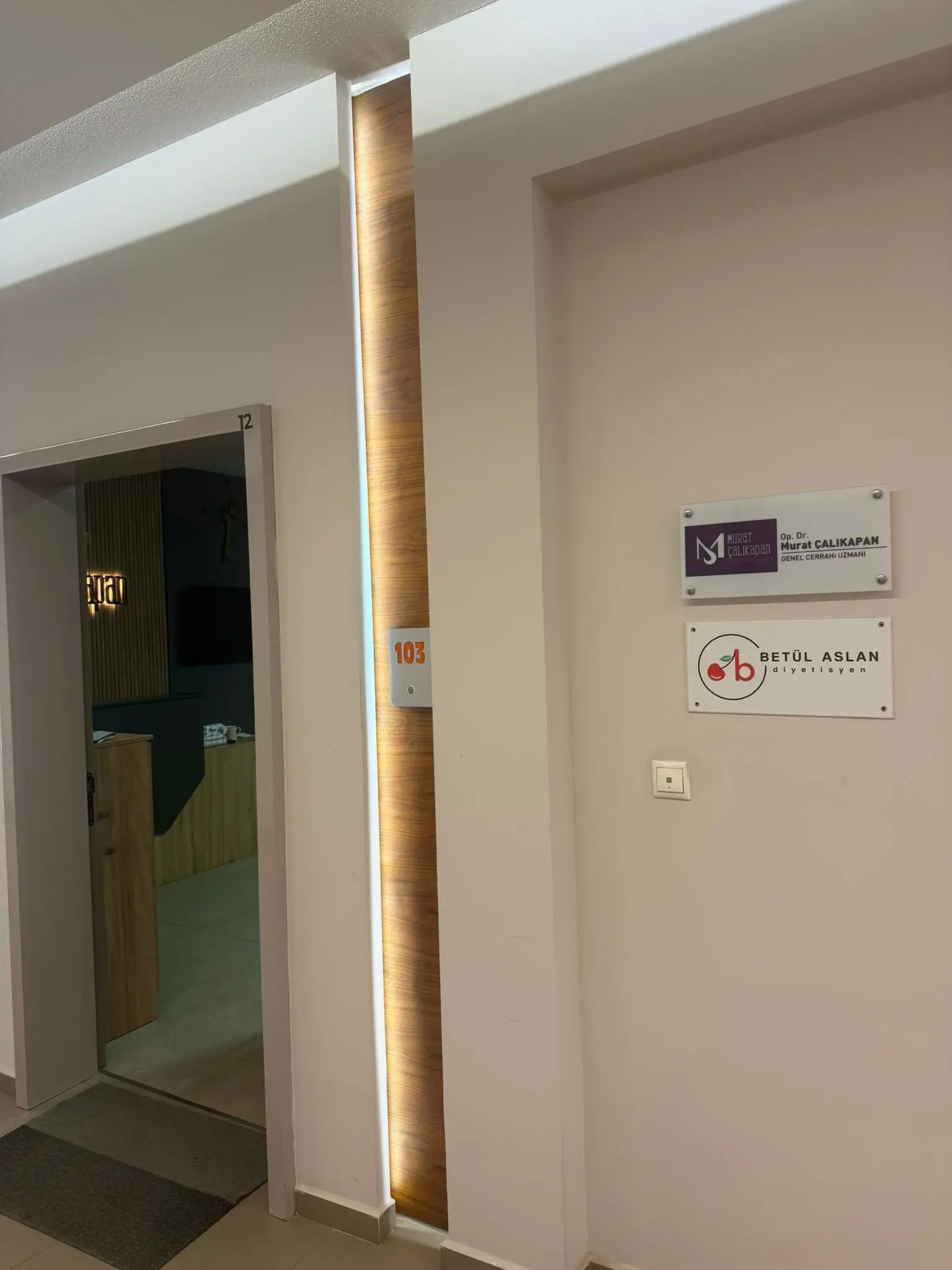Op. Dr. Murat Çalıkapan Muayenehanesi