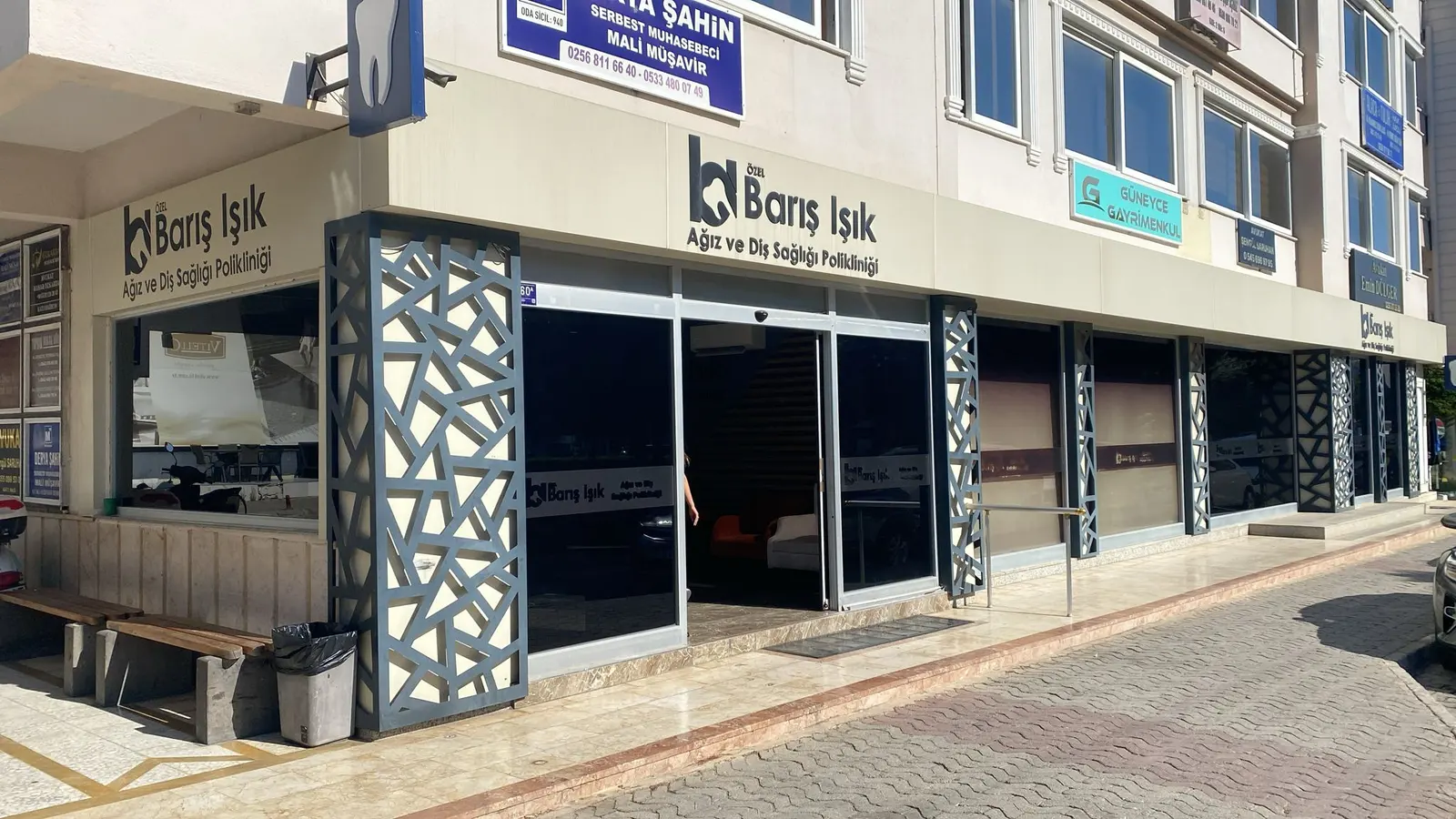Özel Barış Işık Ağız ve Diş Sağlığı Polikliniği