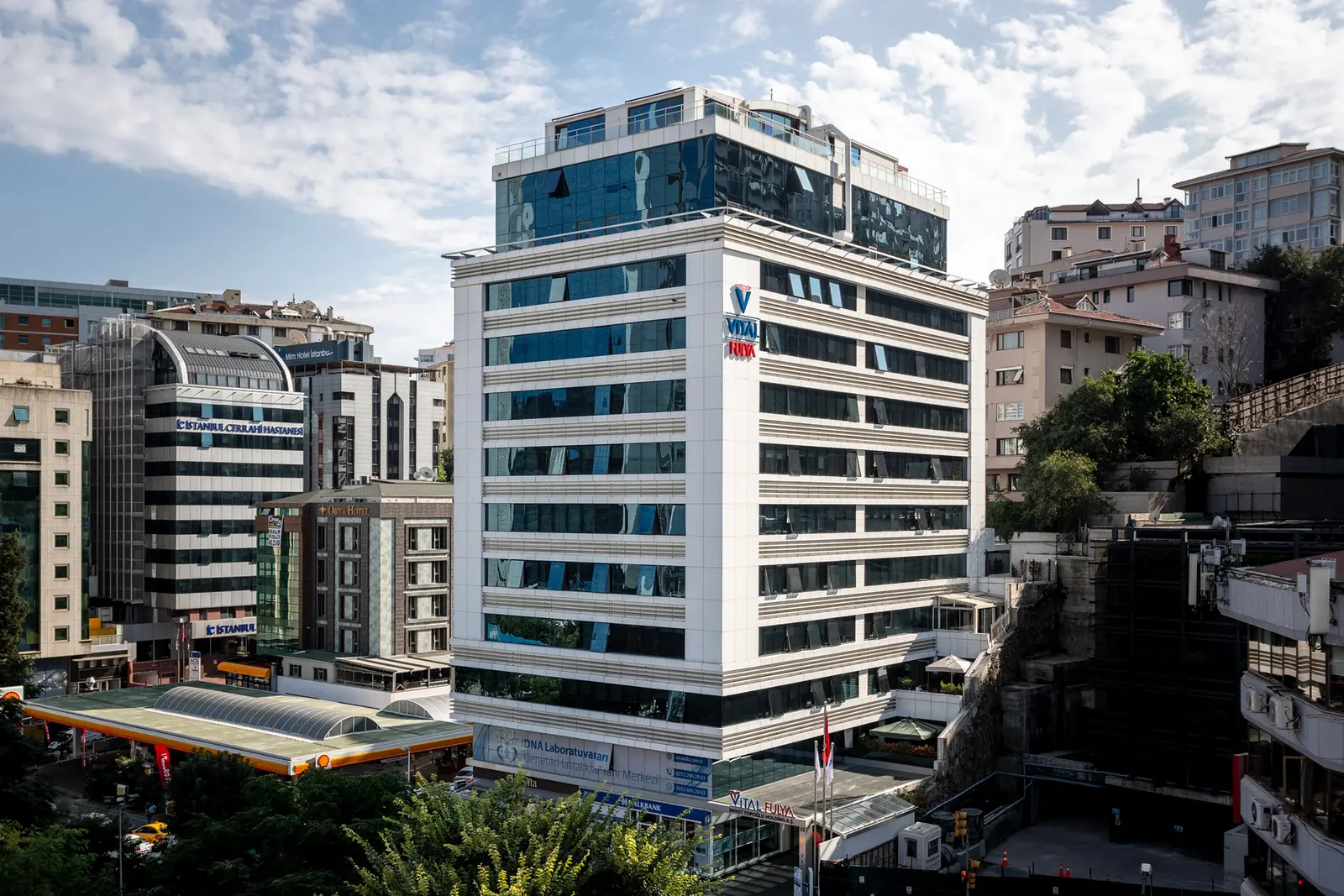 Prof. Dr. Ali Akın Uğraş Muayenehanesi