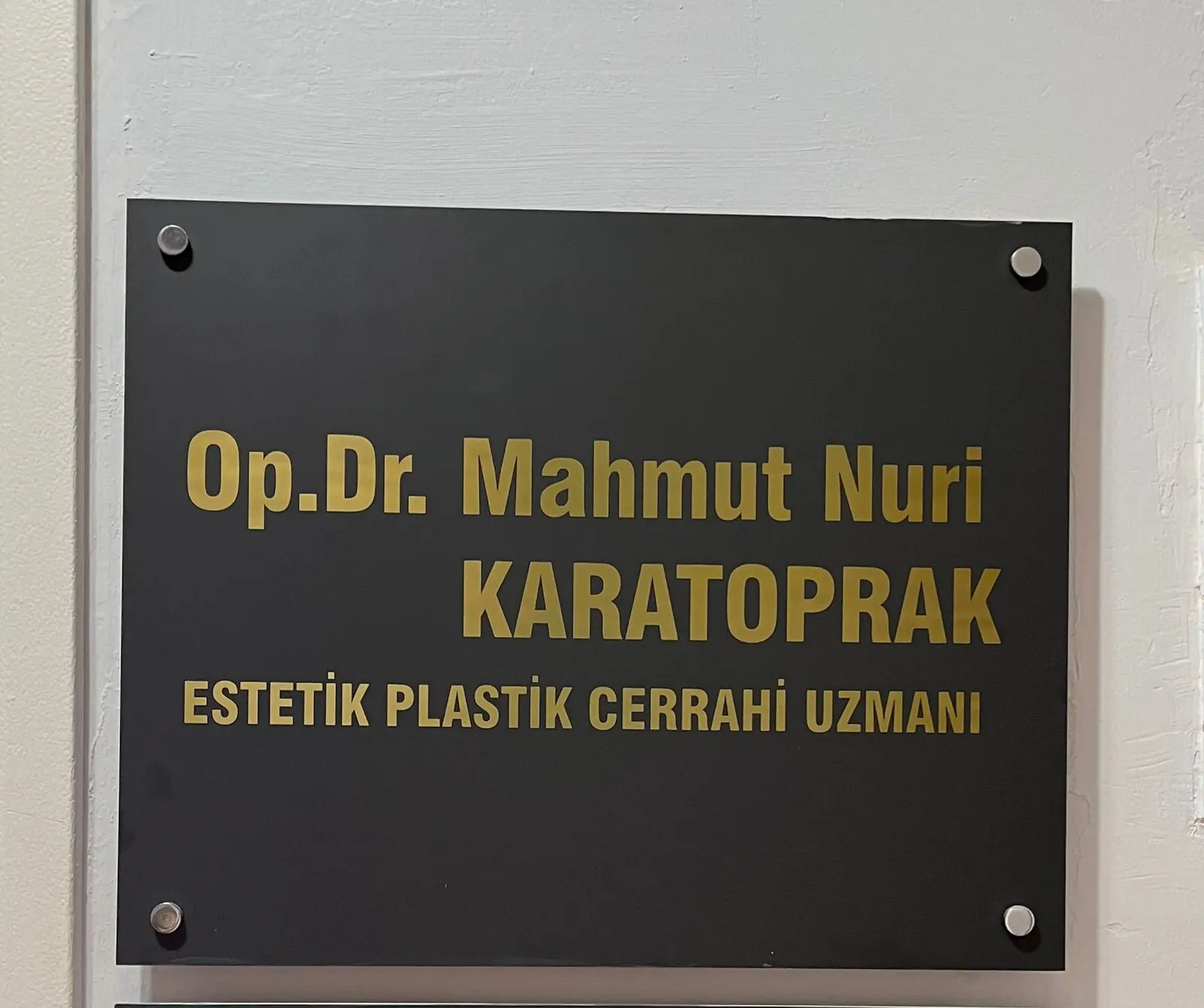 OP. DR. MAHMUT NURİ KARATOPRAK