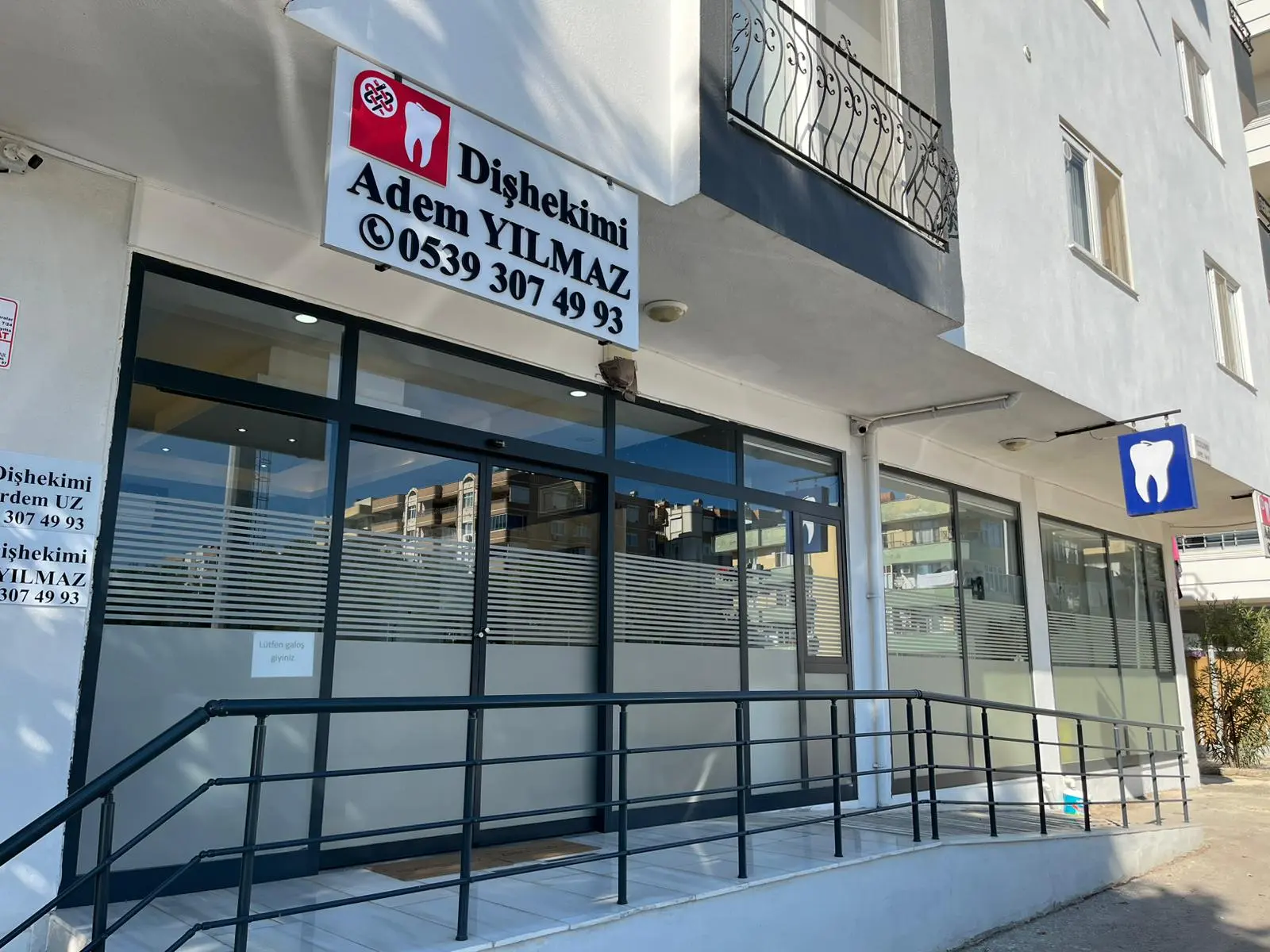 Dt. Adem Yılmaz Muayenehanesi