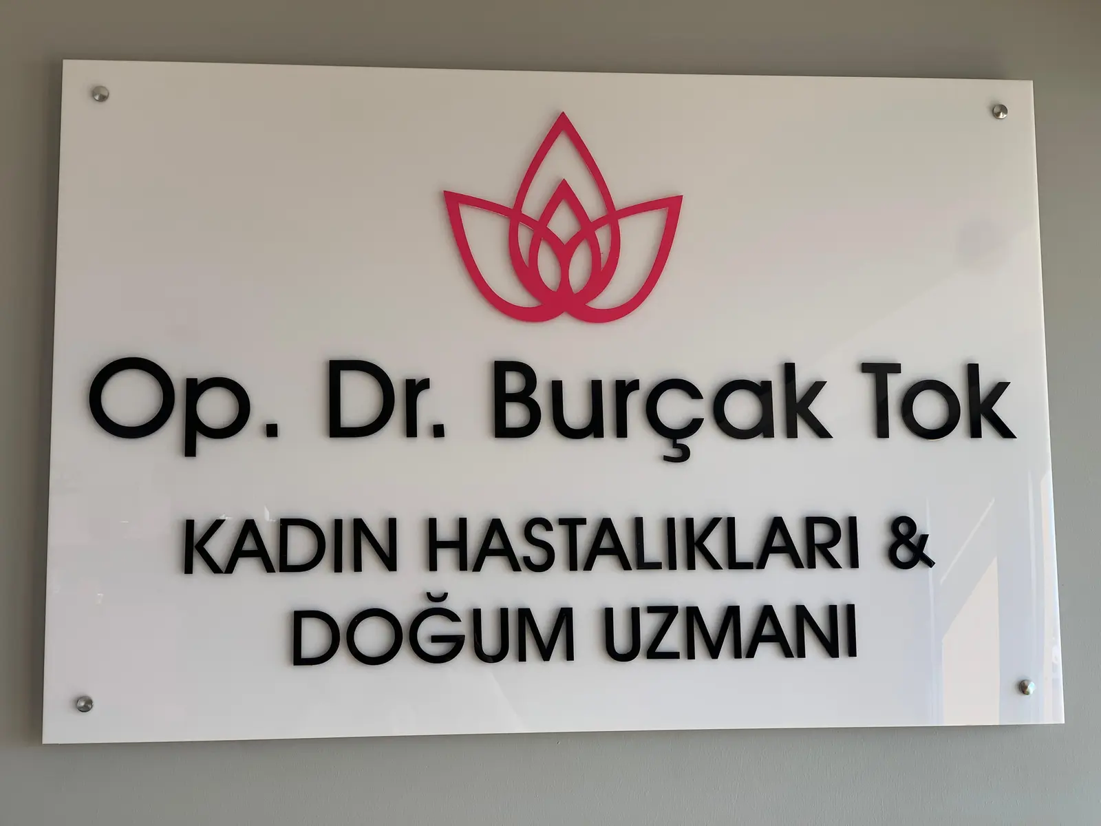 Op. Dr. Burçak TOK