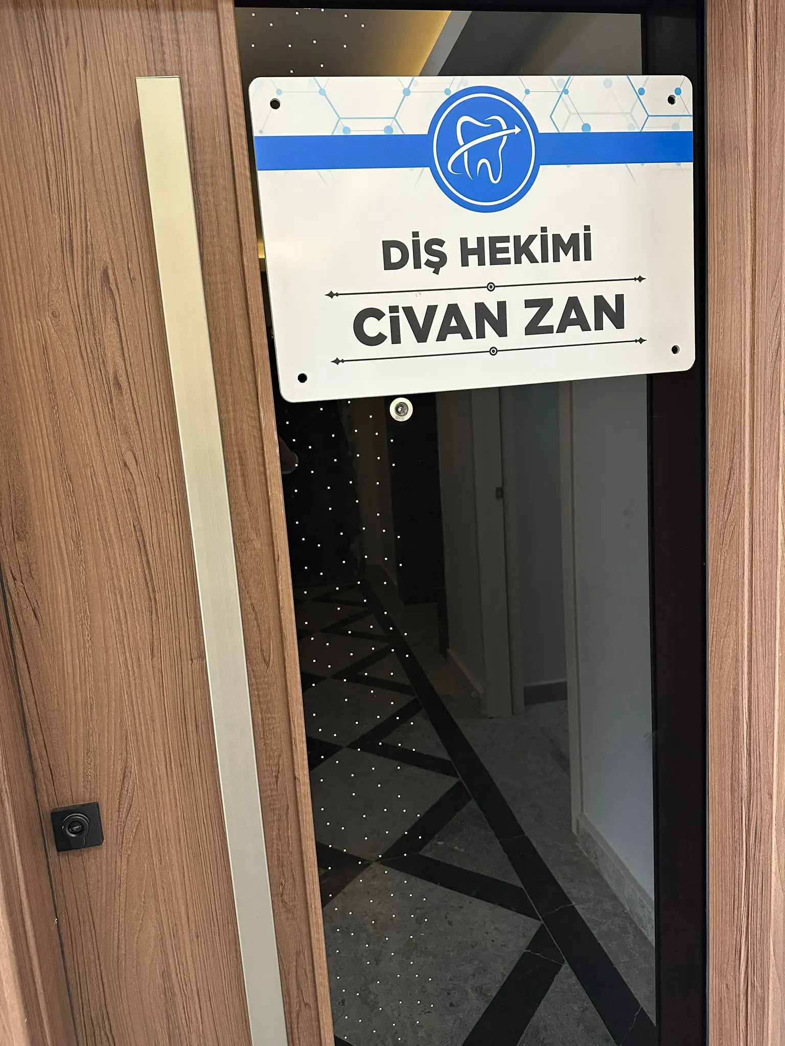 ARı-ZAN Ağız ve Diş Sağlığı Polikliniği