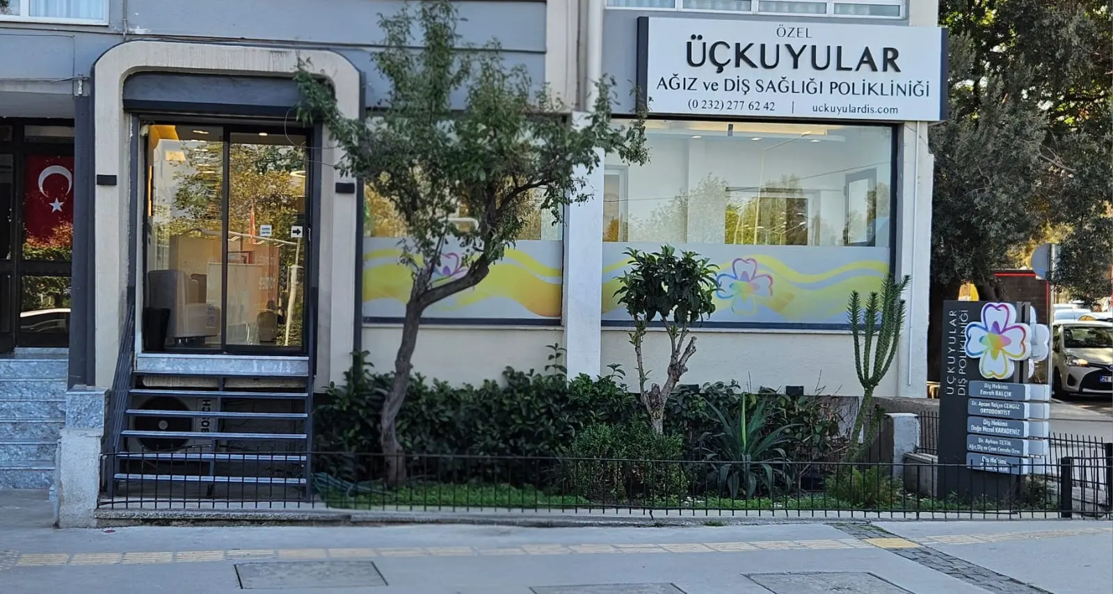 Özel Üçkuyular Ağız ve Diş Sağlığı Polikliniği
