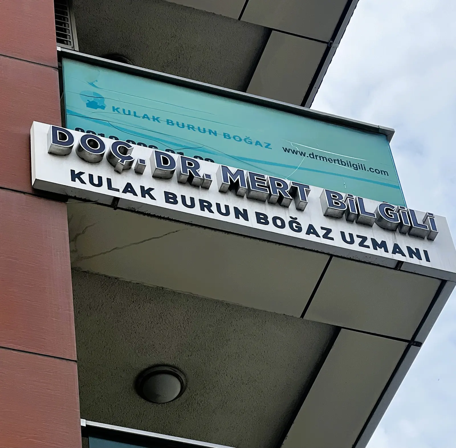 Doç. Dr. Mert Bilgili