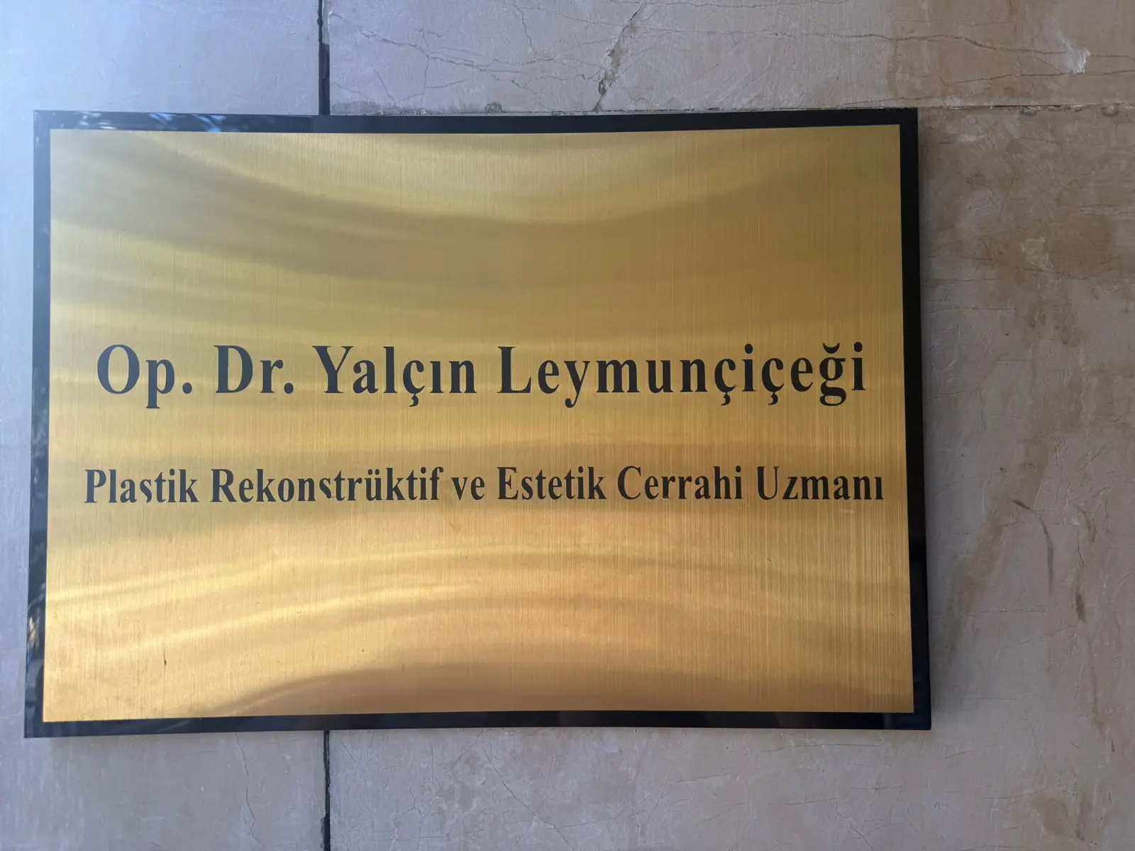 Op. Dr. Yalçın Leymunçiçeği