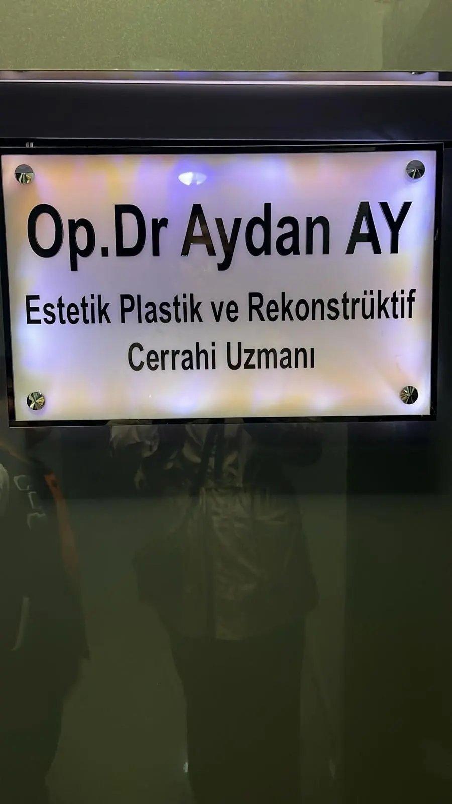 Op. Dr. Aydan Ay Muayenehanesi
