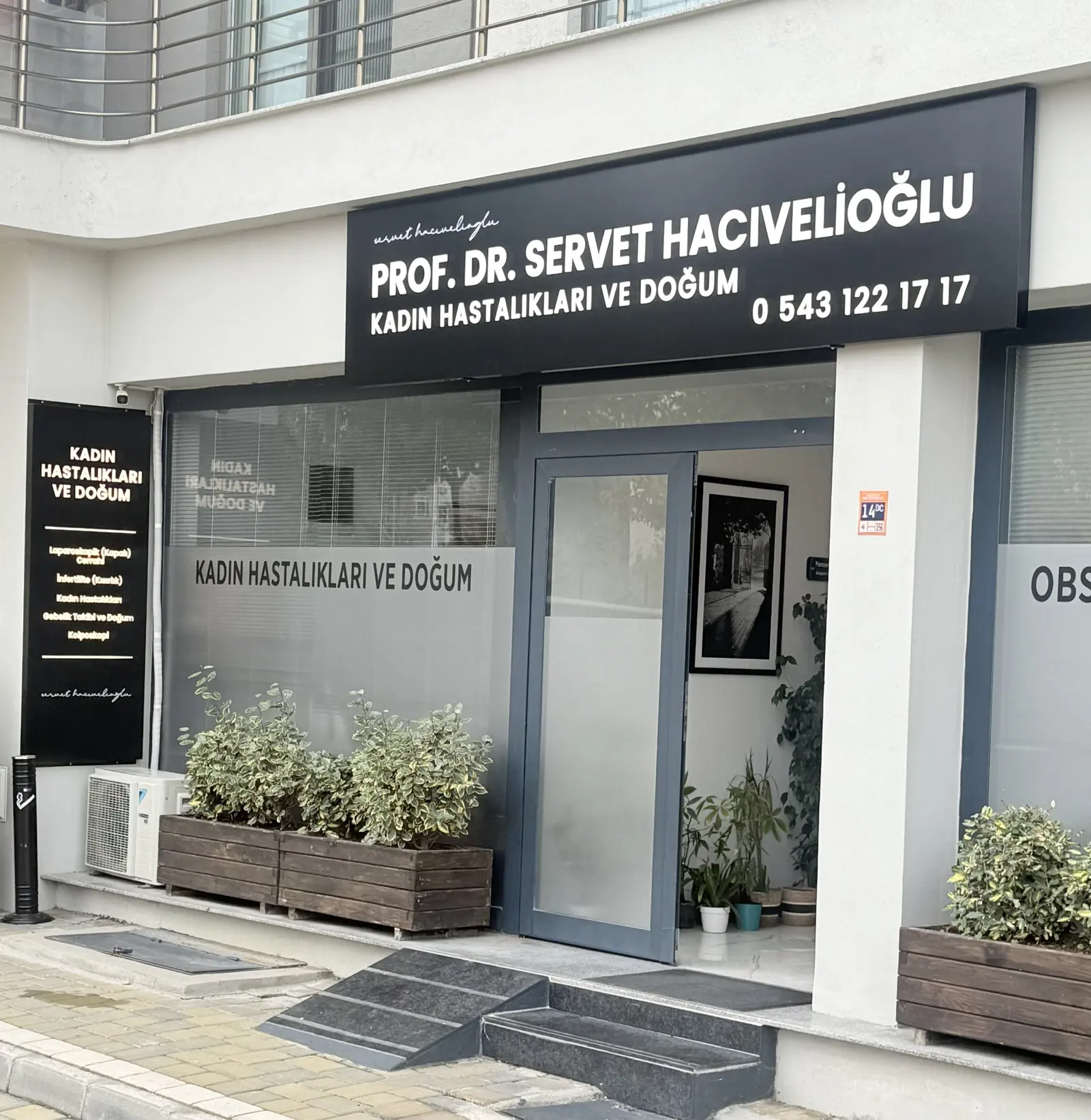 Prof. Dr. Servet Özden Hacıvelioğlu Muayenehanesi