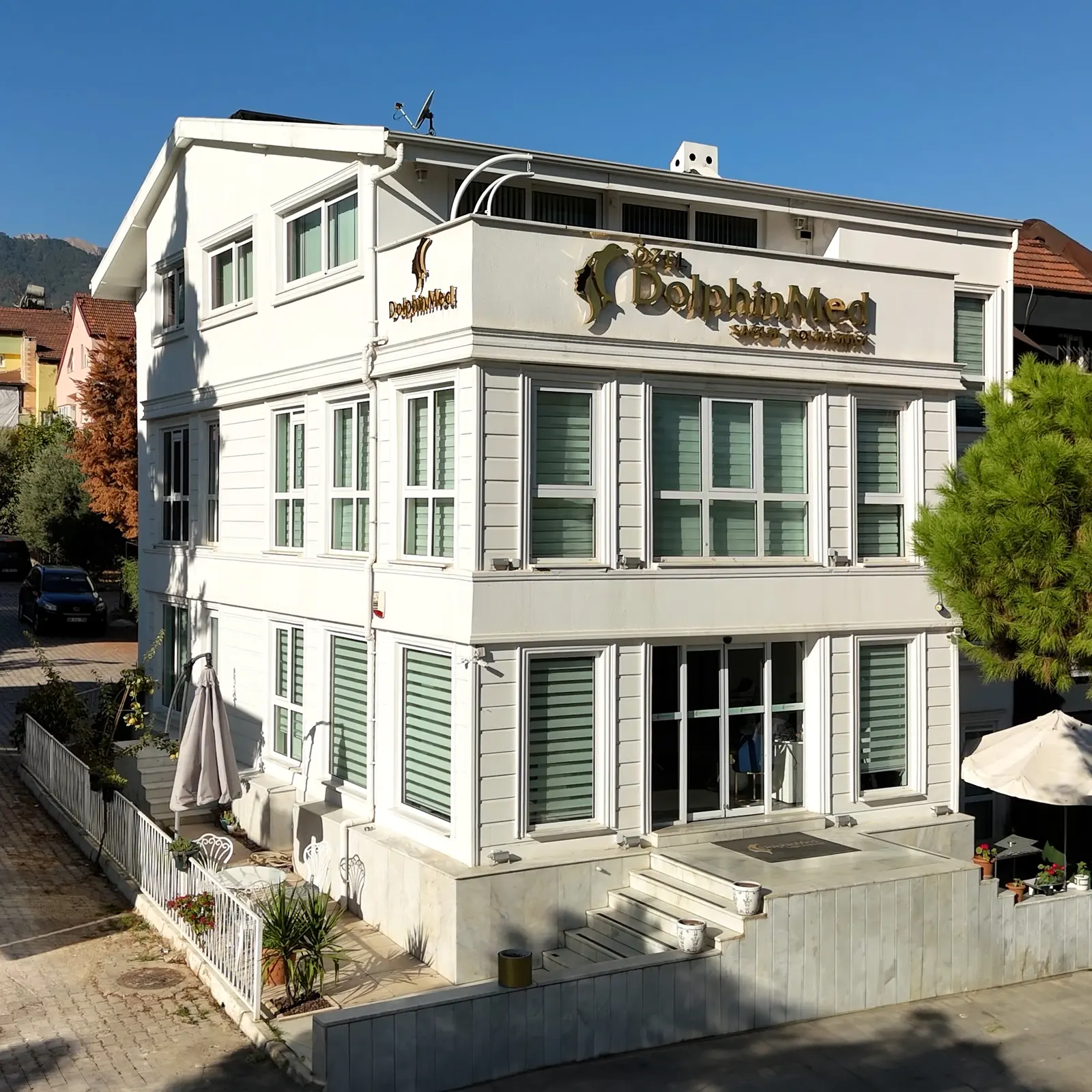 Özel Dolphinmed Sağlık Polikliniği