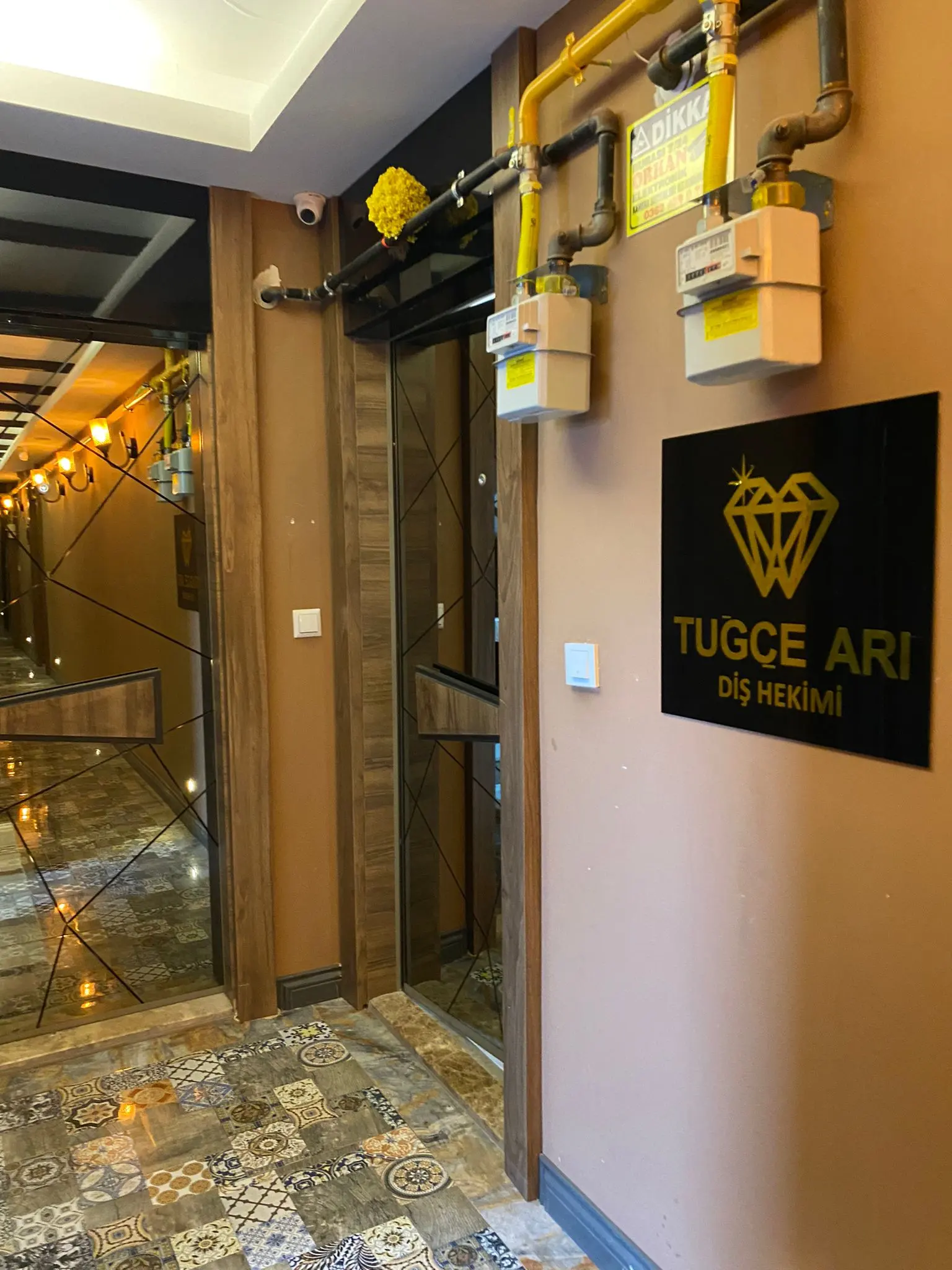 Dt. Fatma Tuğçe Arı Muayenehanesi