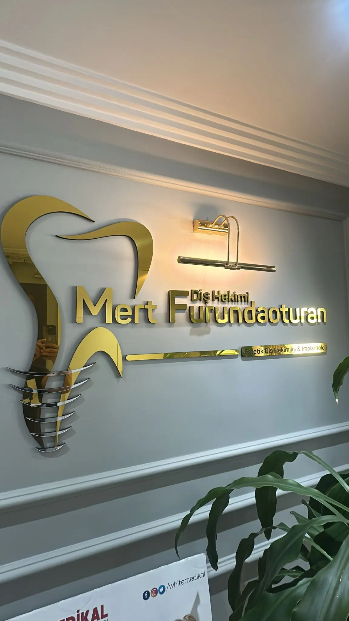 Dt. Mert Furundaoturan Ağız ve Diş Sağlığı Muayenehanesi