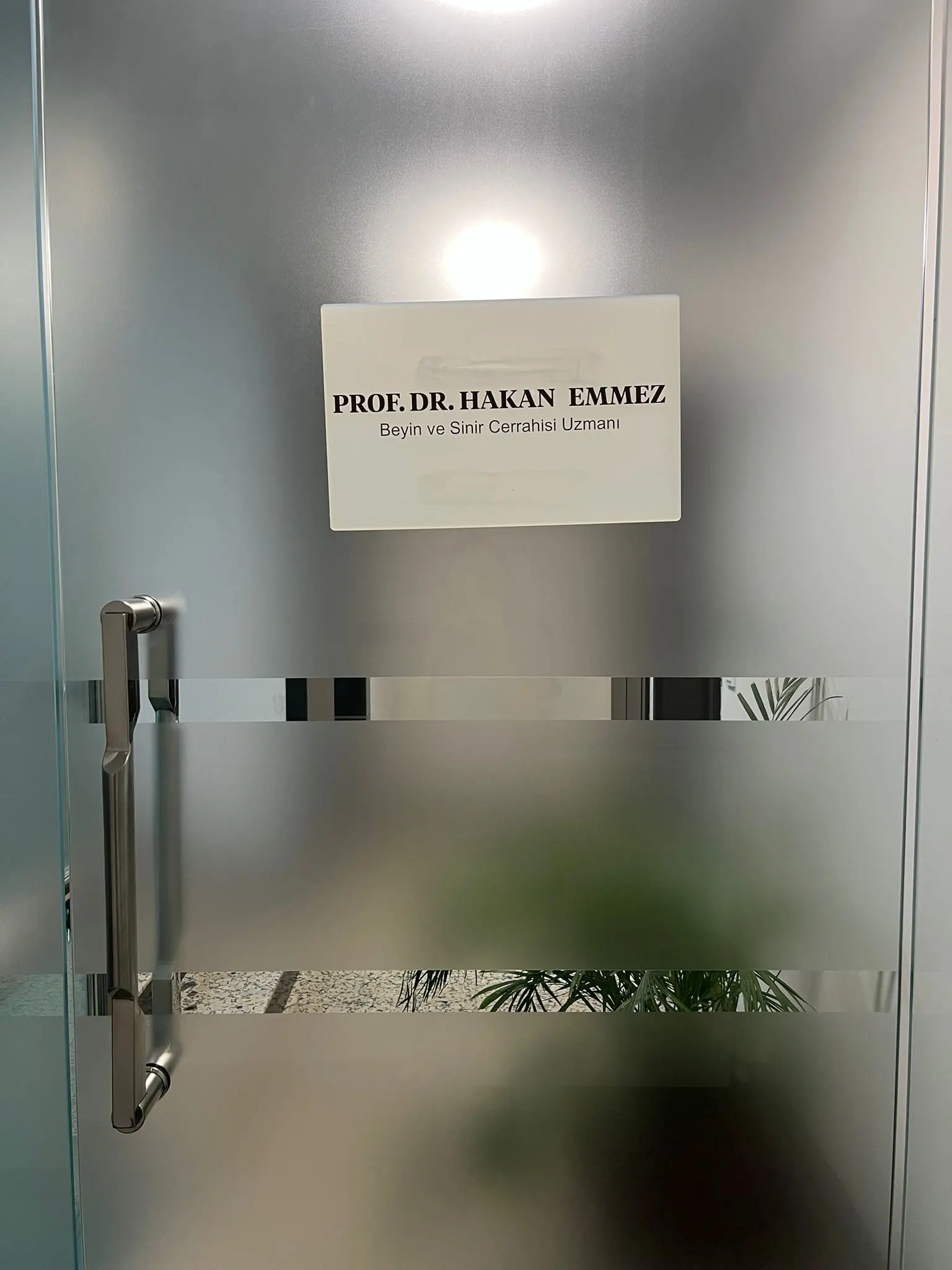 Prof. Dr. Ömer Hakan Emmez Muayenehanesi