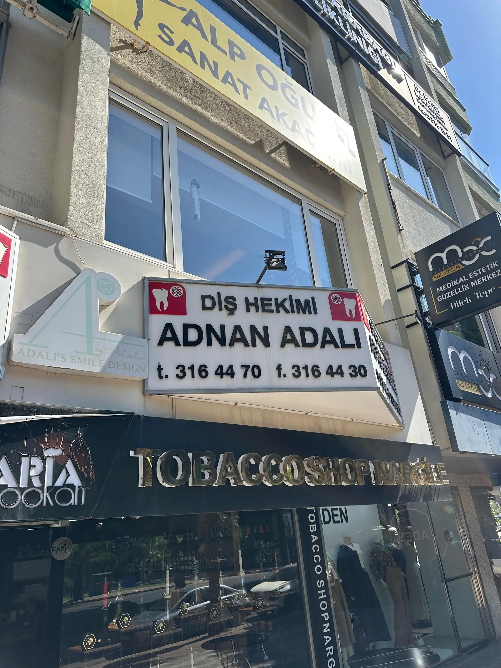Dt. Adnan Adalı Ağız ve Diş Sağlığı Muayenehanesi