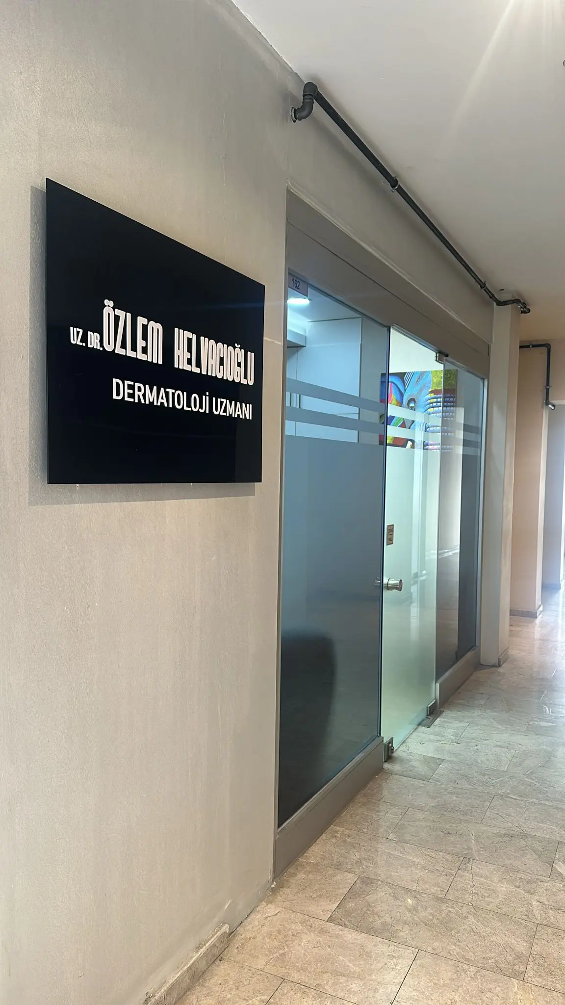 Dermatoloji Uzmanı Dr. Özlem Helvacıoğlu