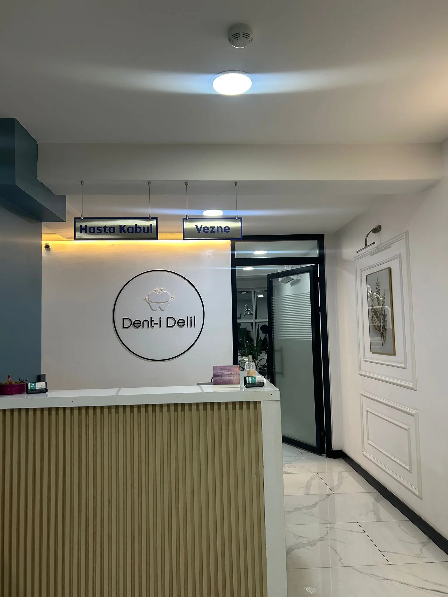 Denti Delil Ağız ve Diş Sağlığı Polikliniği