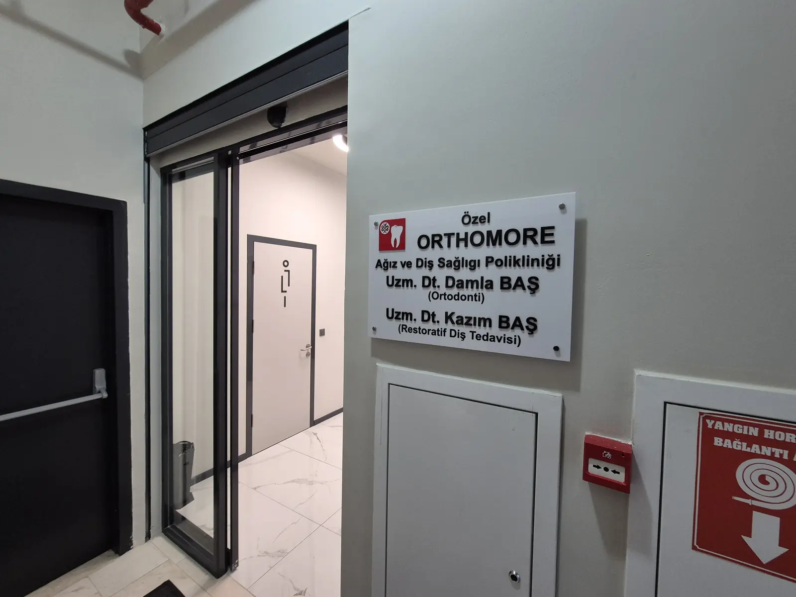 ORTHOMORE AĞIZ & DİŞ SAĞLIĞI POLİKLİNİĞİ