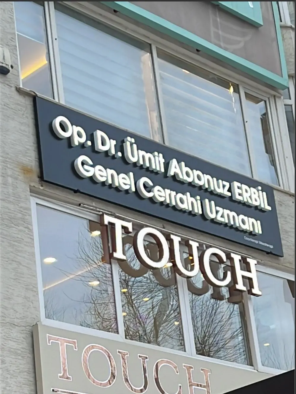 Op. Dr. Ümit Abanuz Erbil