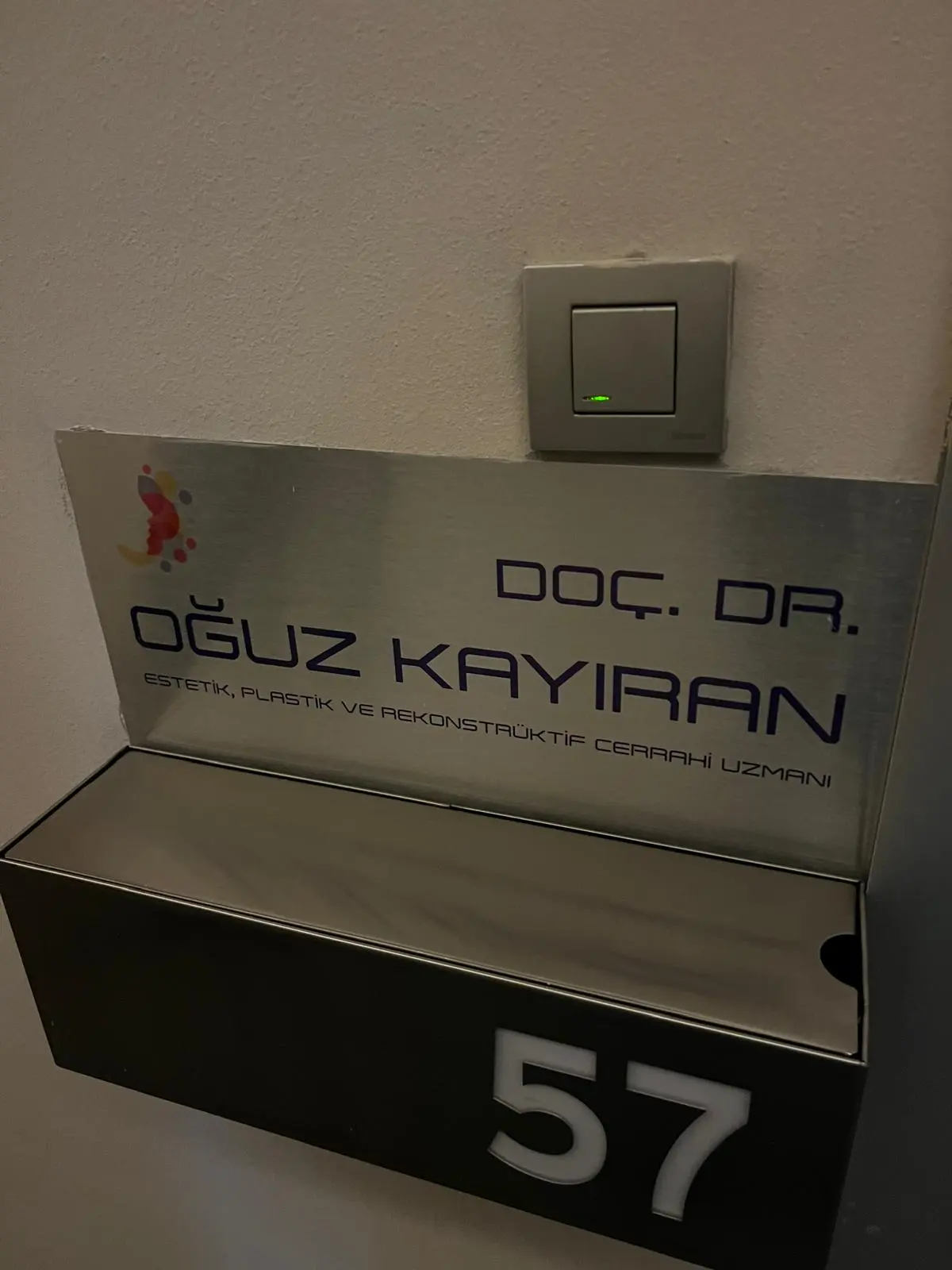 Prof. Dr. Oğuz Kayıran Muayenahanesi