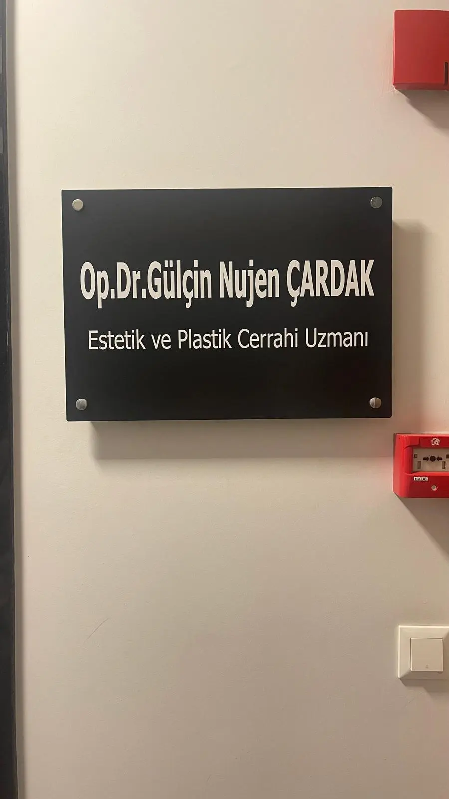 Op. Dr. Gülçin Nujen Çardak