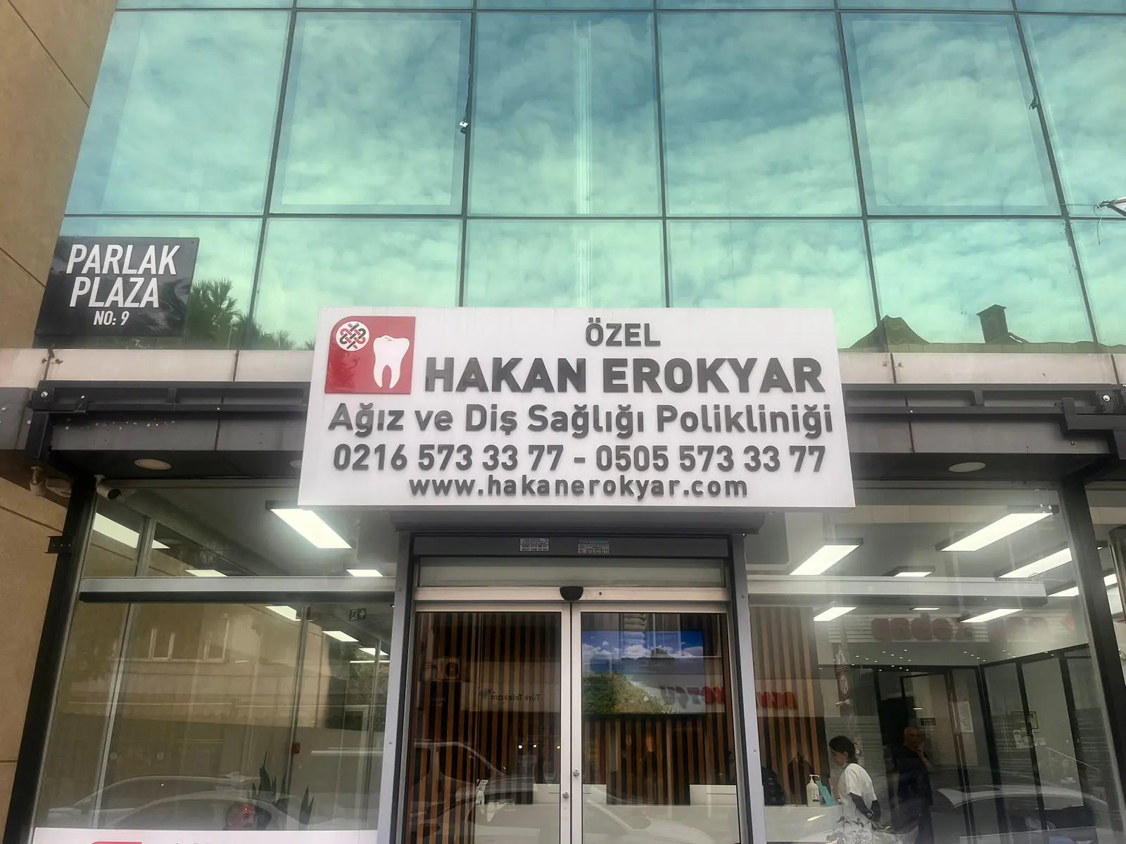 Özel Hakan Erokyar Ağız ve Diş Sağlığı Polikliniği