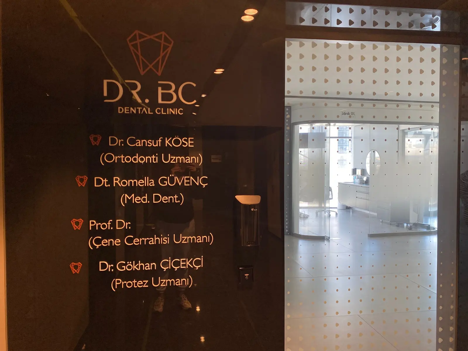 Özel Dr Bc Dental Clınıc Ağız ve Diş Sağlığı Polikliniği