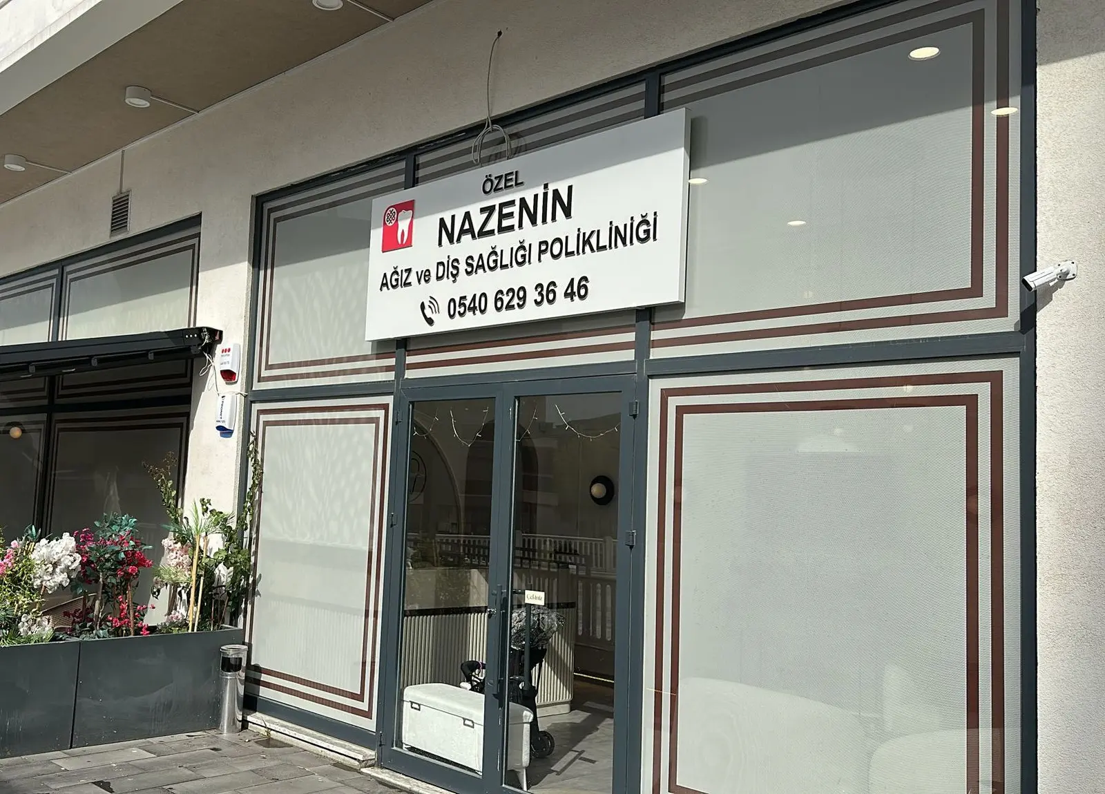 Özel Nazenin Ağız ve Diş Sağlığı Polikliniği
