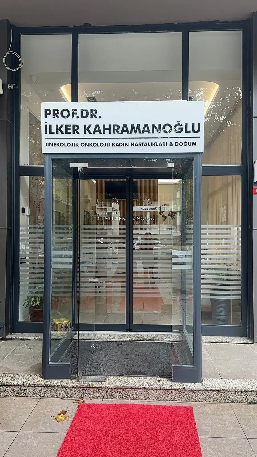 Doç. Dr. İlker Kahramanoğlu Muayenehanesi