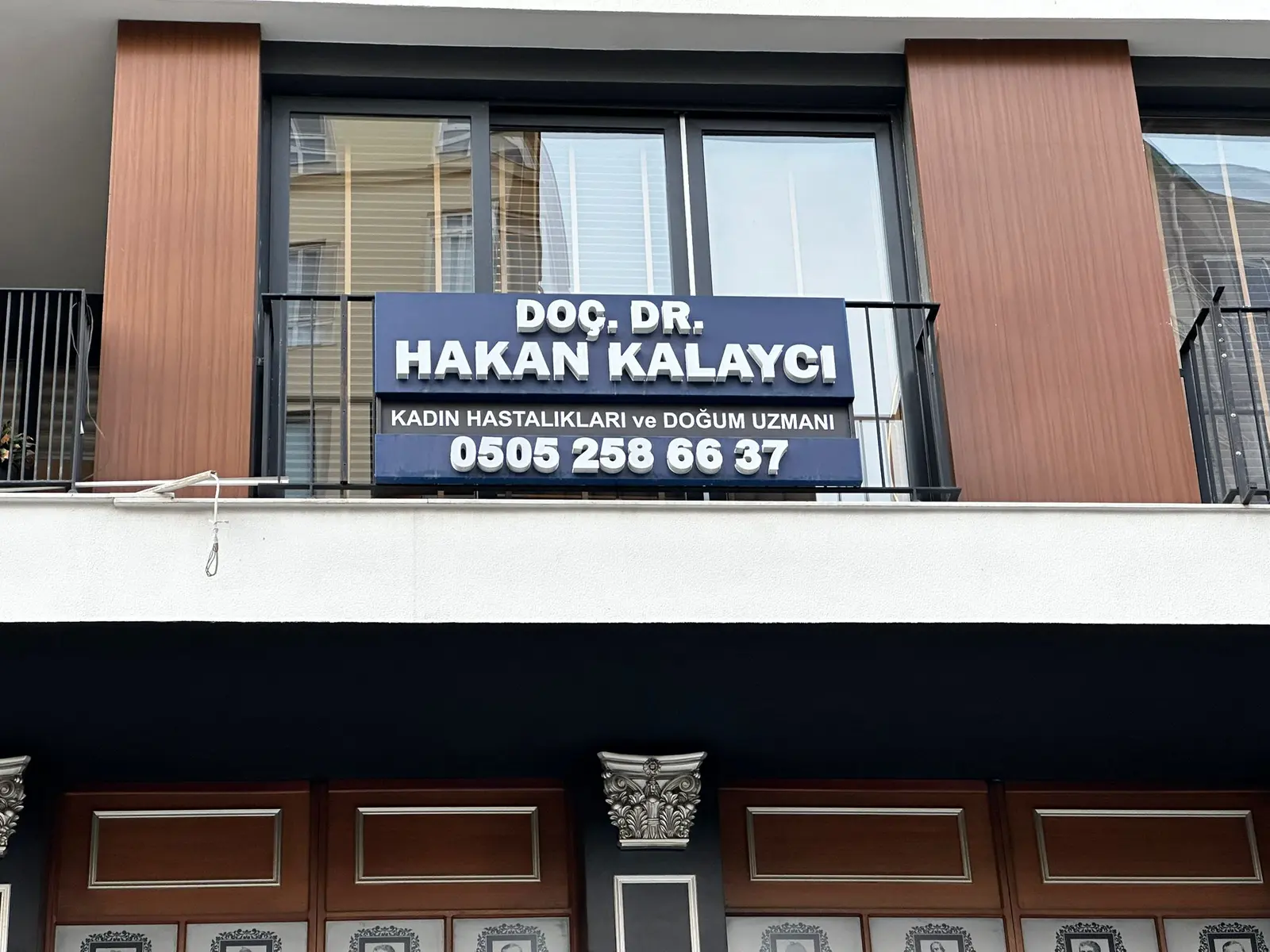 Doç. Dr. Hakan Kalaycı Muayenehanesi