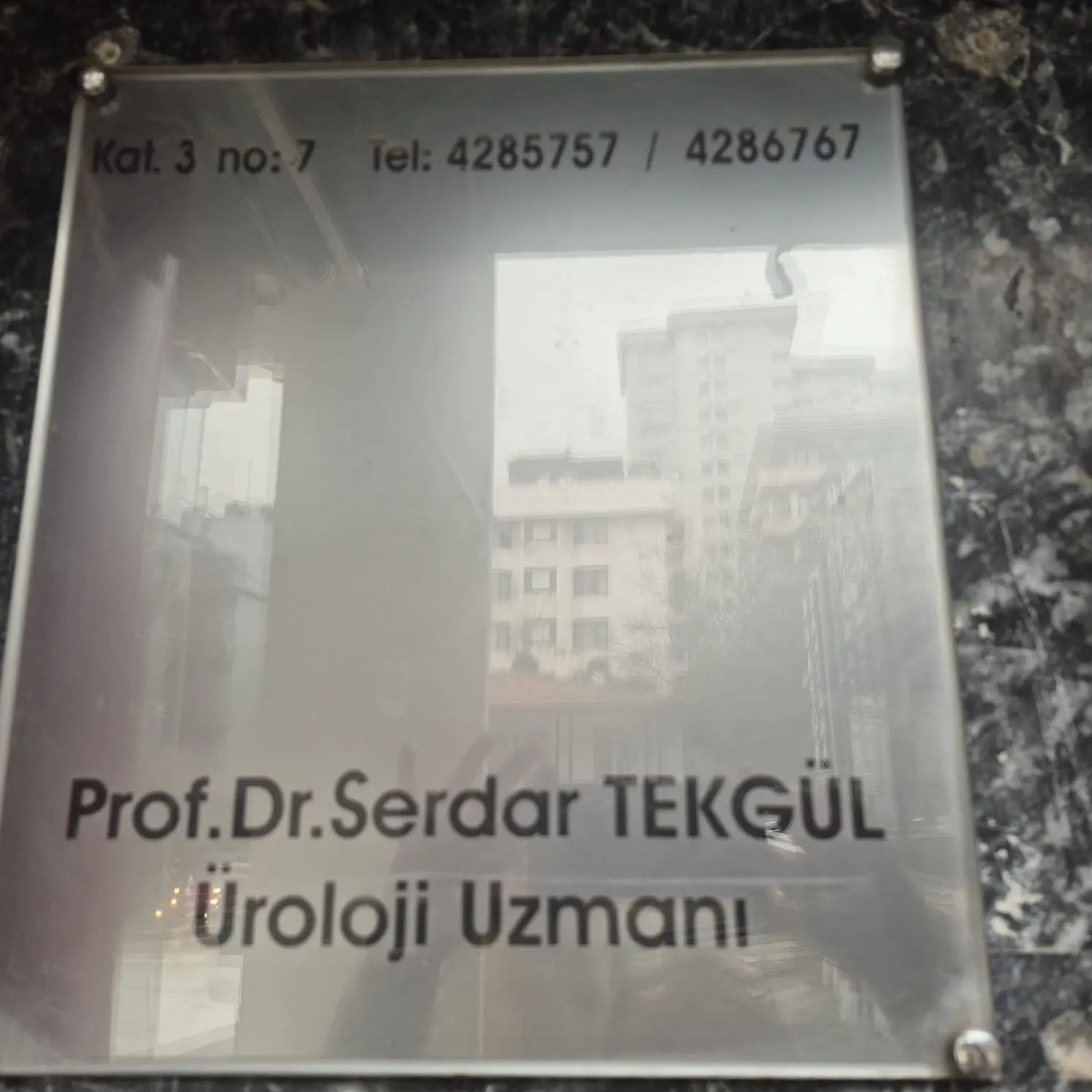 Prof. Dr. Serdar Tekgül Muayenehanesi