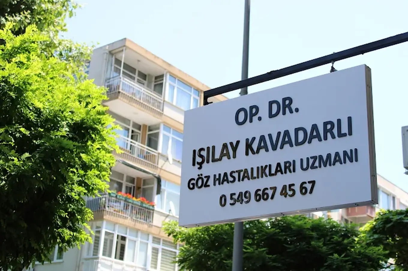 Op. Dr. Işılay Kavadarlı