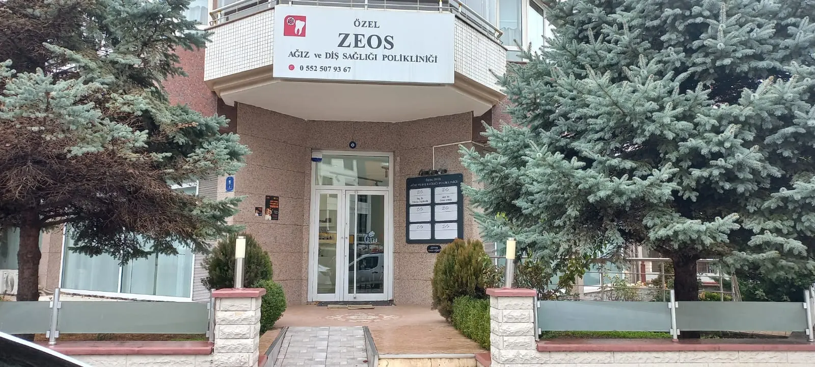 Özel Zeos Ağız ve Diş Sağlığı Polikliniği