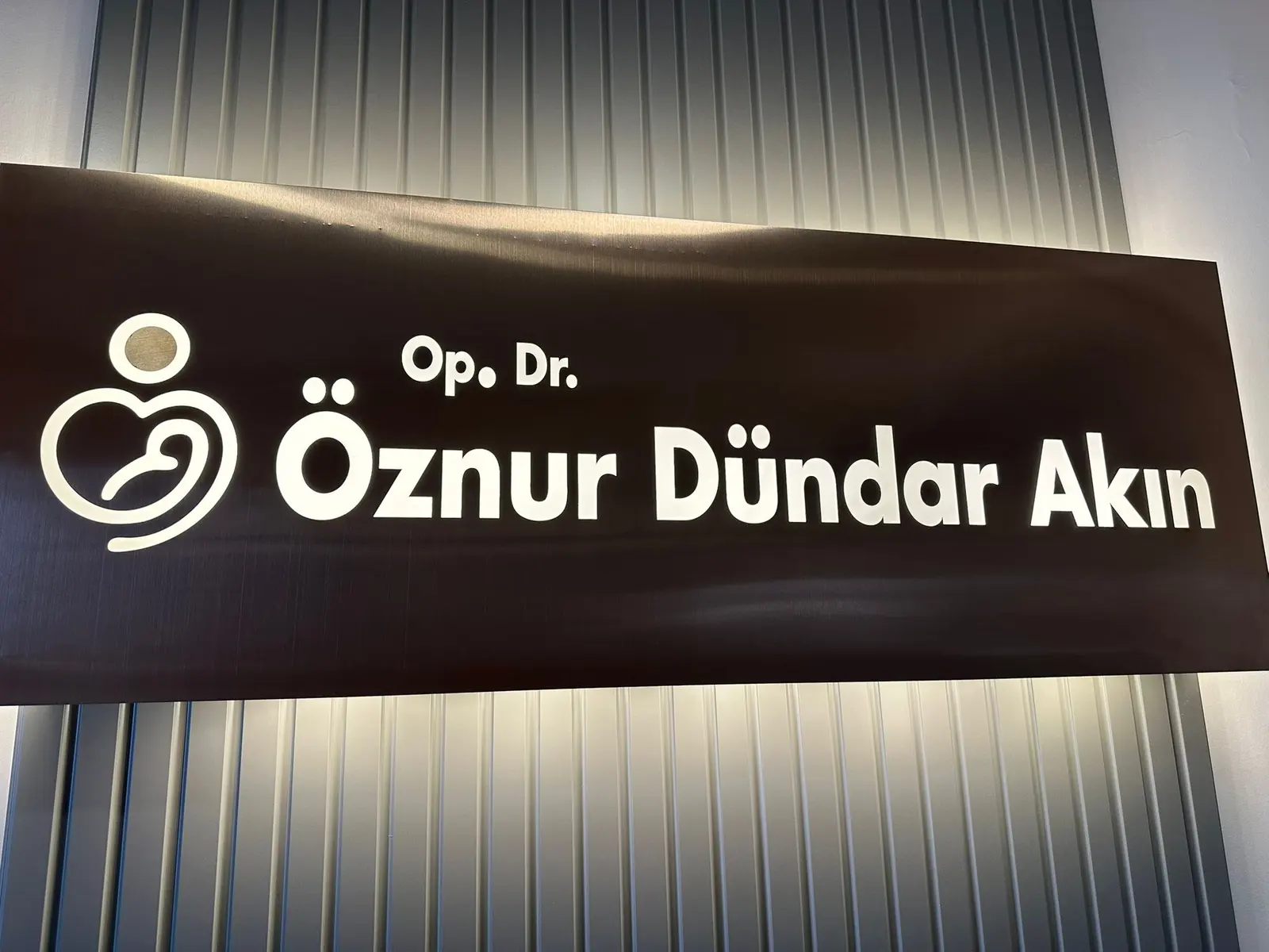 Op. Dr. Öznur Dündar Akın