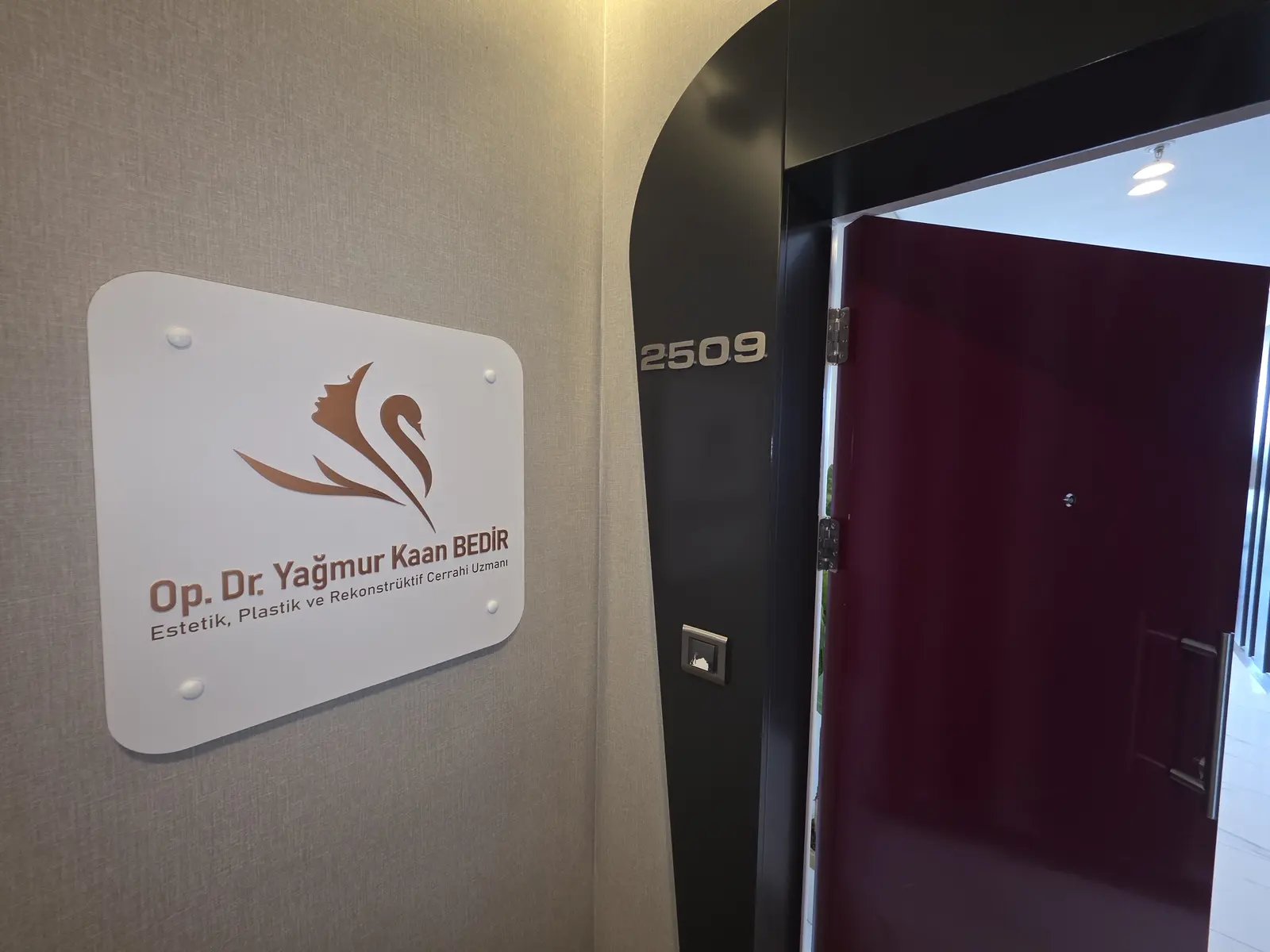 Op. Dr. Yağmur Kaan Bedir Muayenehanesi