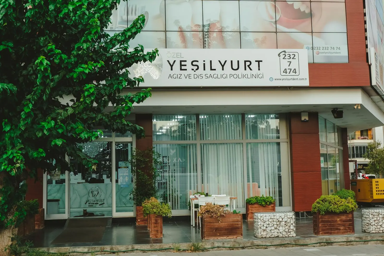 Özel Yeşilyurt Ağız ve Diş Sağlığı Polikliniği Bostanlı