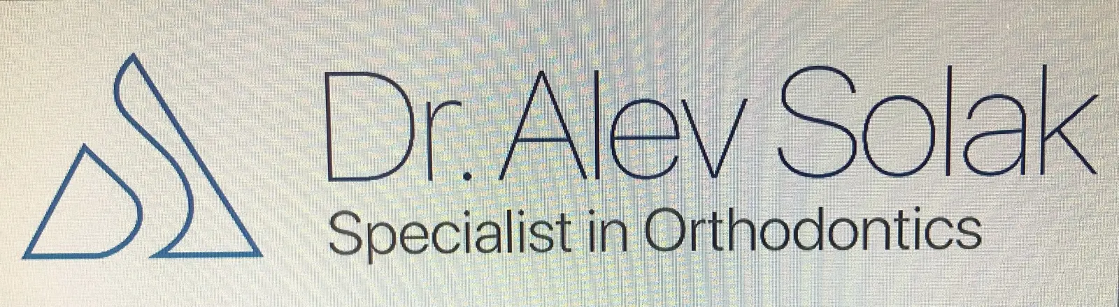 Dr. Alev Solak logo