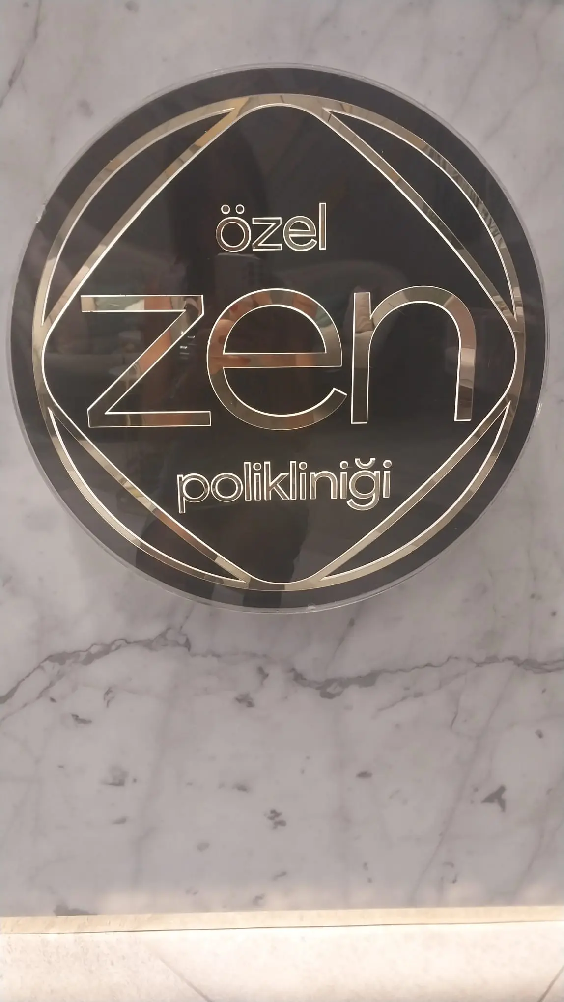 Özel Zen Polikliniği logo