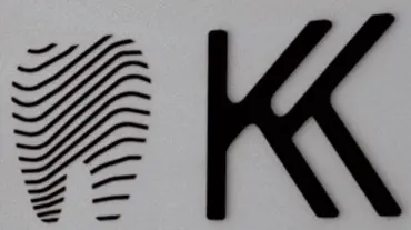 Uzman Dt. Kutay Karaca Muayenehanesi logo
