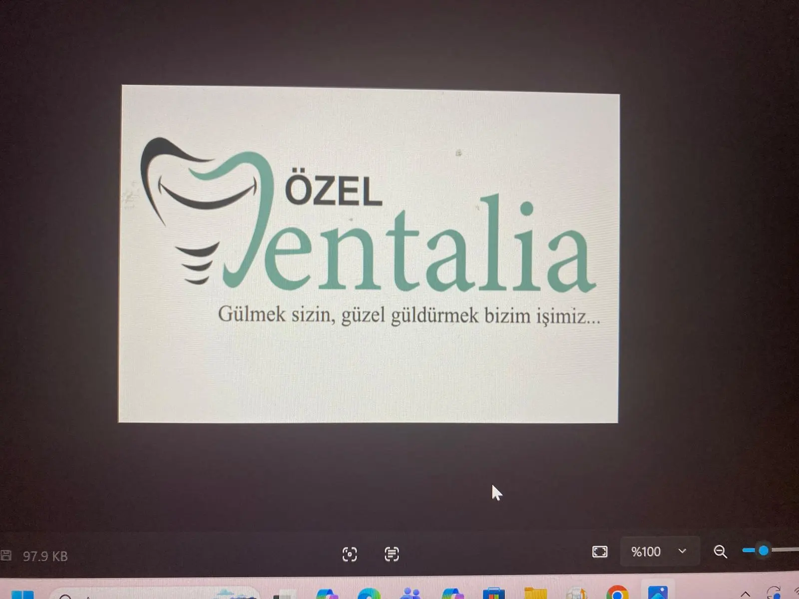 Özel Dentalia Ağız ve Diş Sağlığı Polikliniği logo
