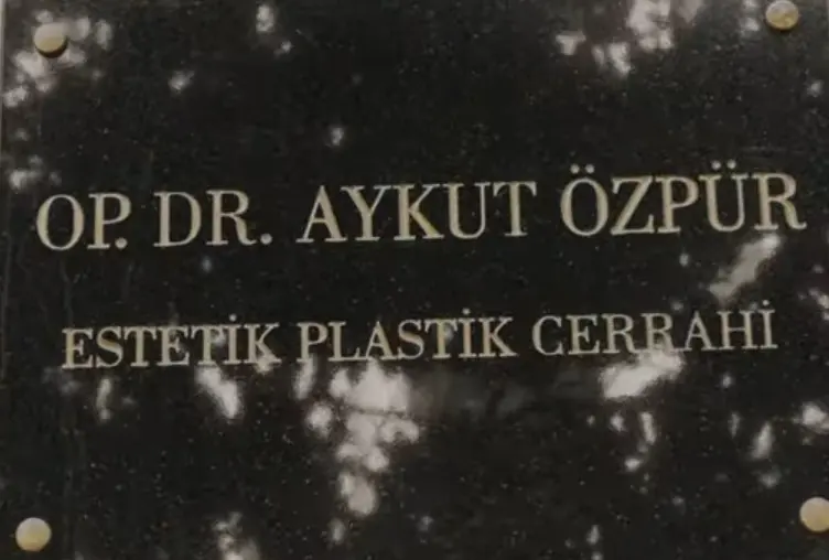 Op. Dr. Aykut Özpür logo
