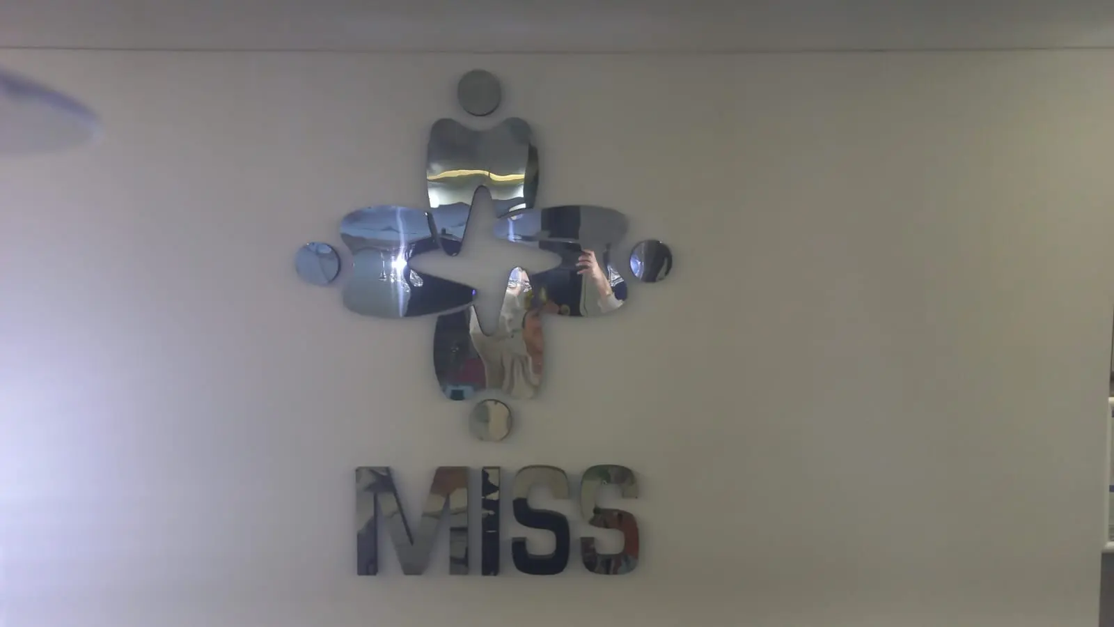 Miss Diş Kliniği logo