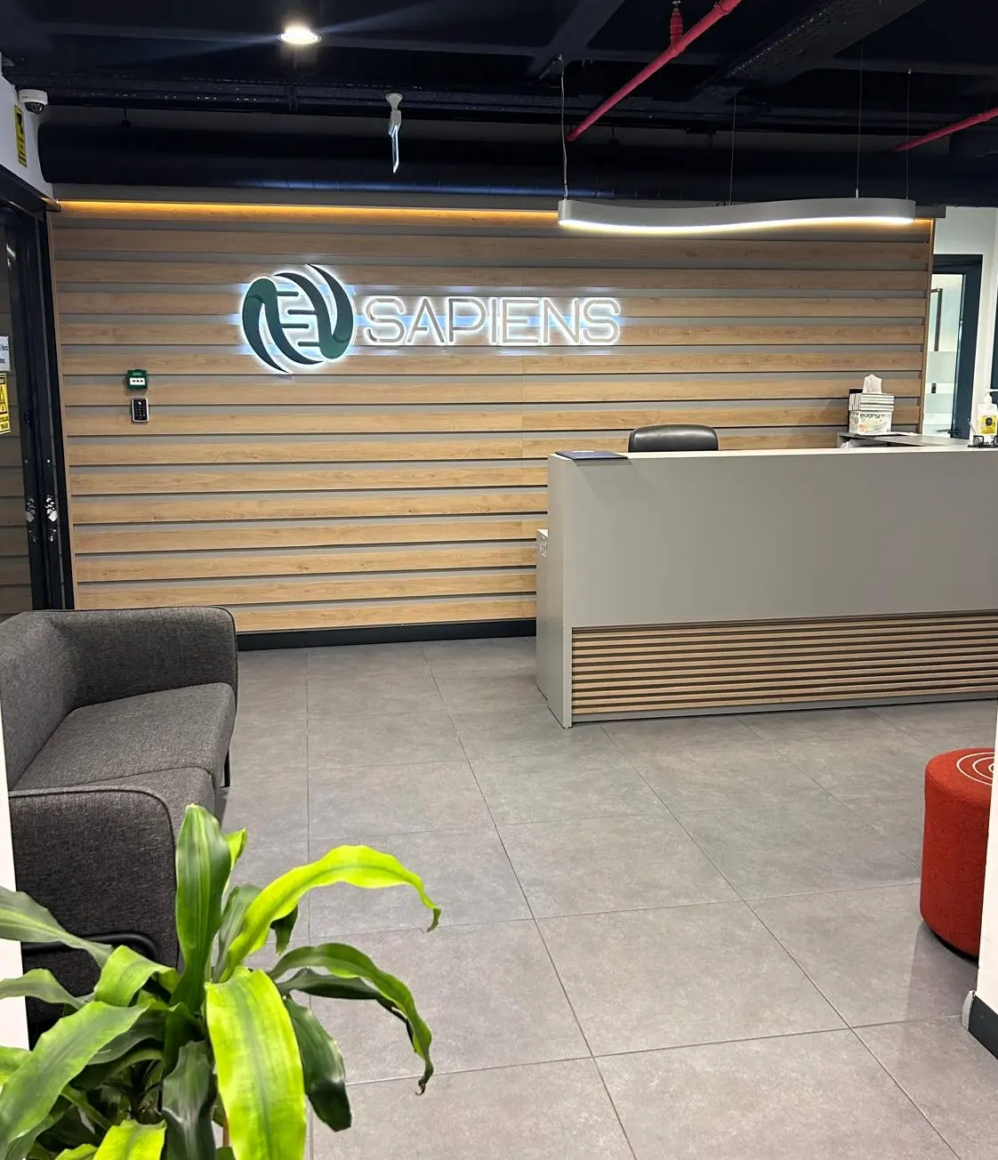 Sapiens Genetik ve Sağlık Hizmetleri